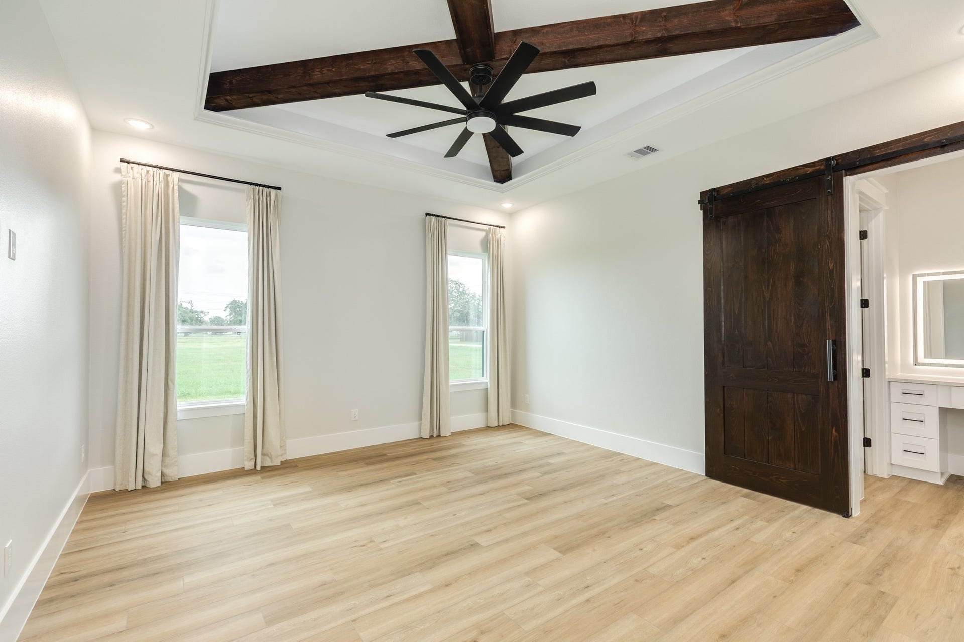 1208 Quarter Horse Trail, Angleton, TX 77515 1208 Quarter Horse Trail, Angleton, TX 77515