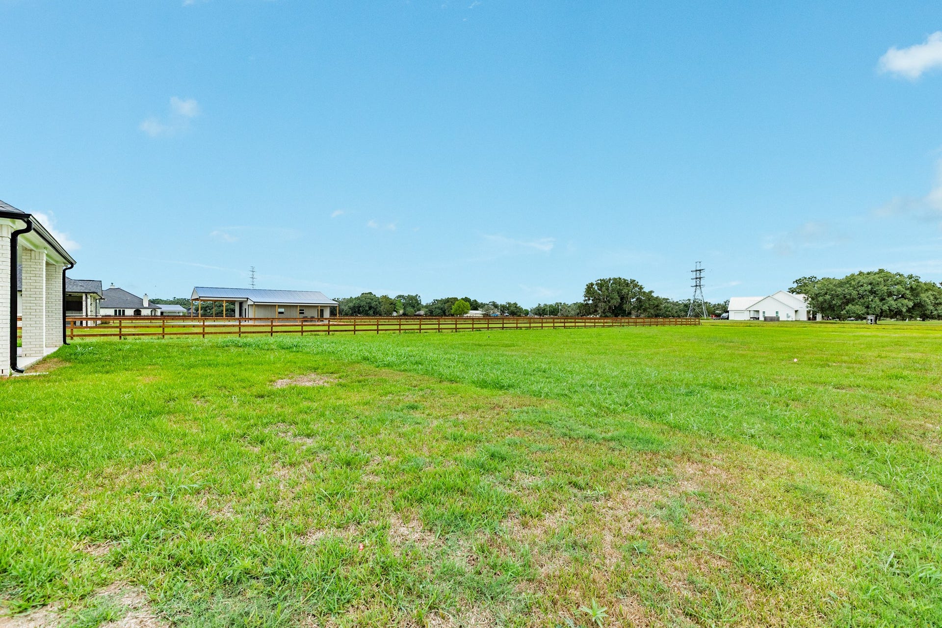 1208 Quarter Horse Trail, Angleton, TX 77515 1208 Quarter Horse Trail, Angleton, TX 77515