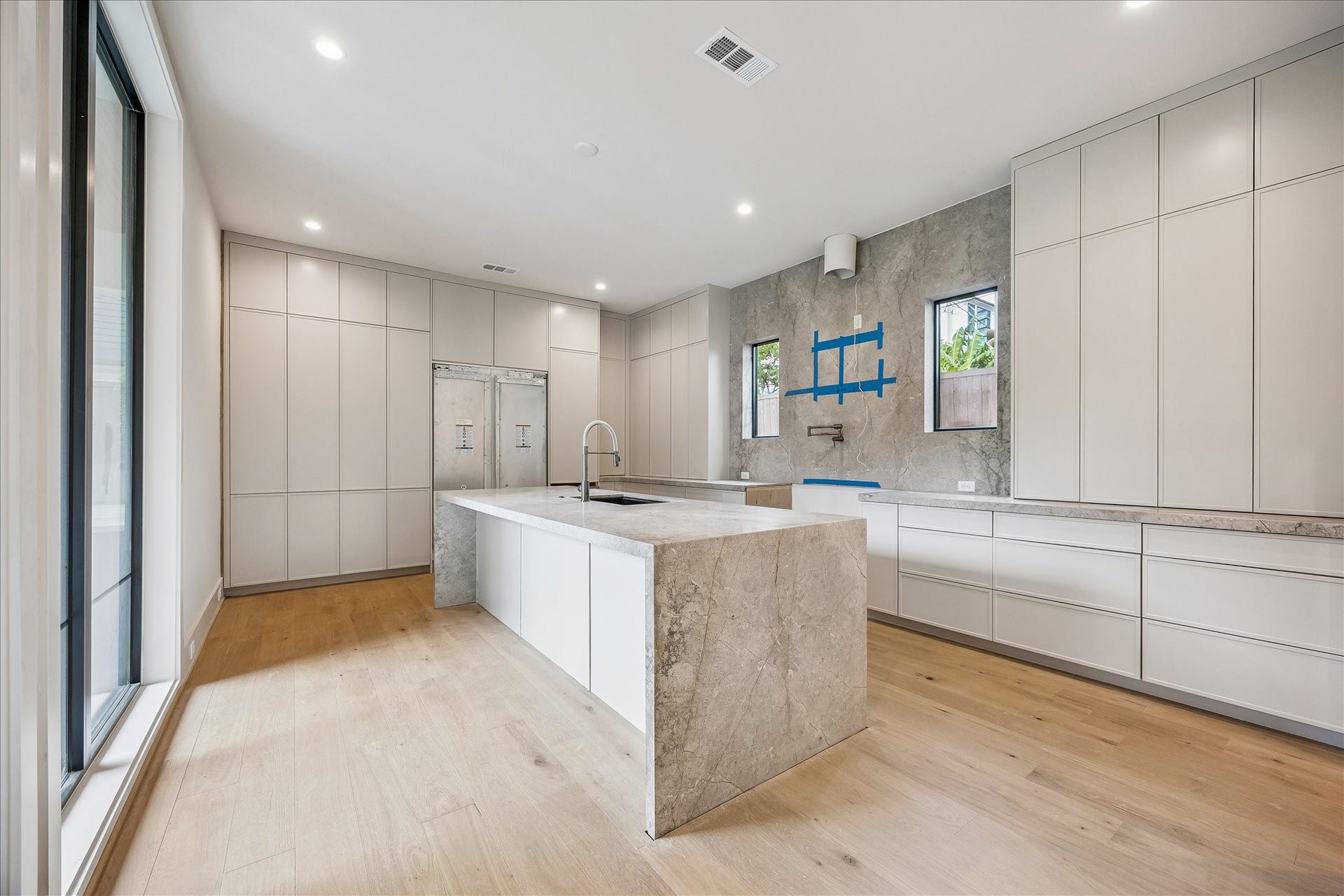 1606 Hazard Street, Houston, TX 77019 1606 Hazard Street, Houston, TX 77019