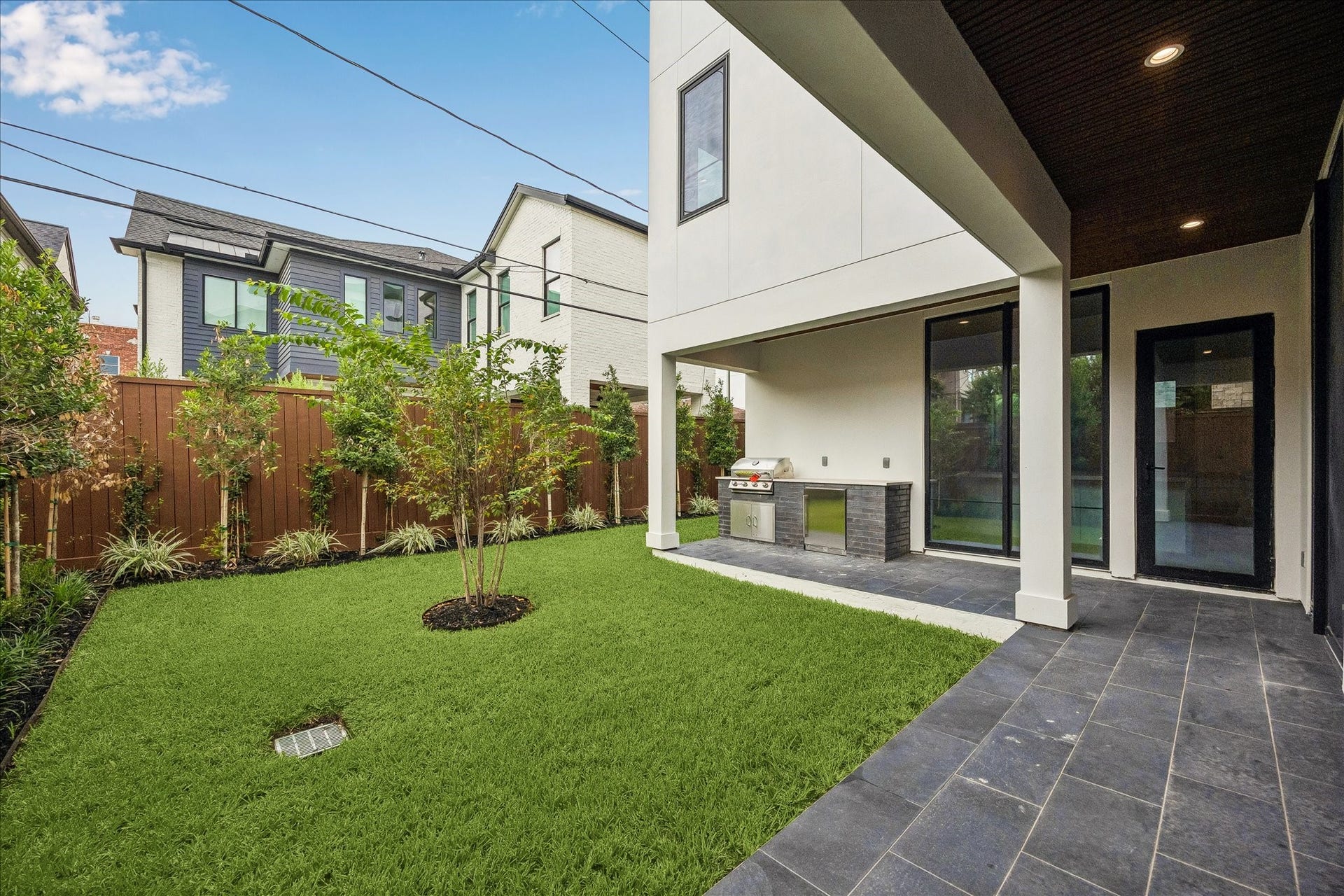 1606 Hazard Street, Houston, TX 77019 1606 Hazard Street, Houston, TX 77019
