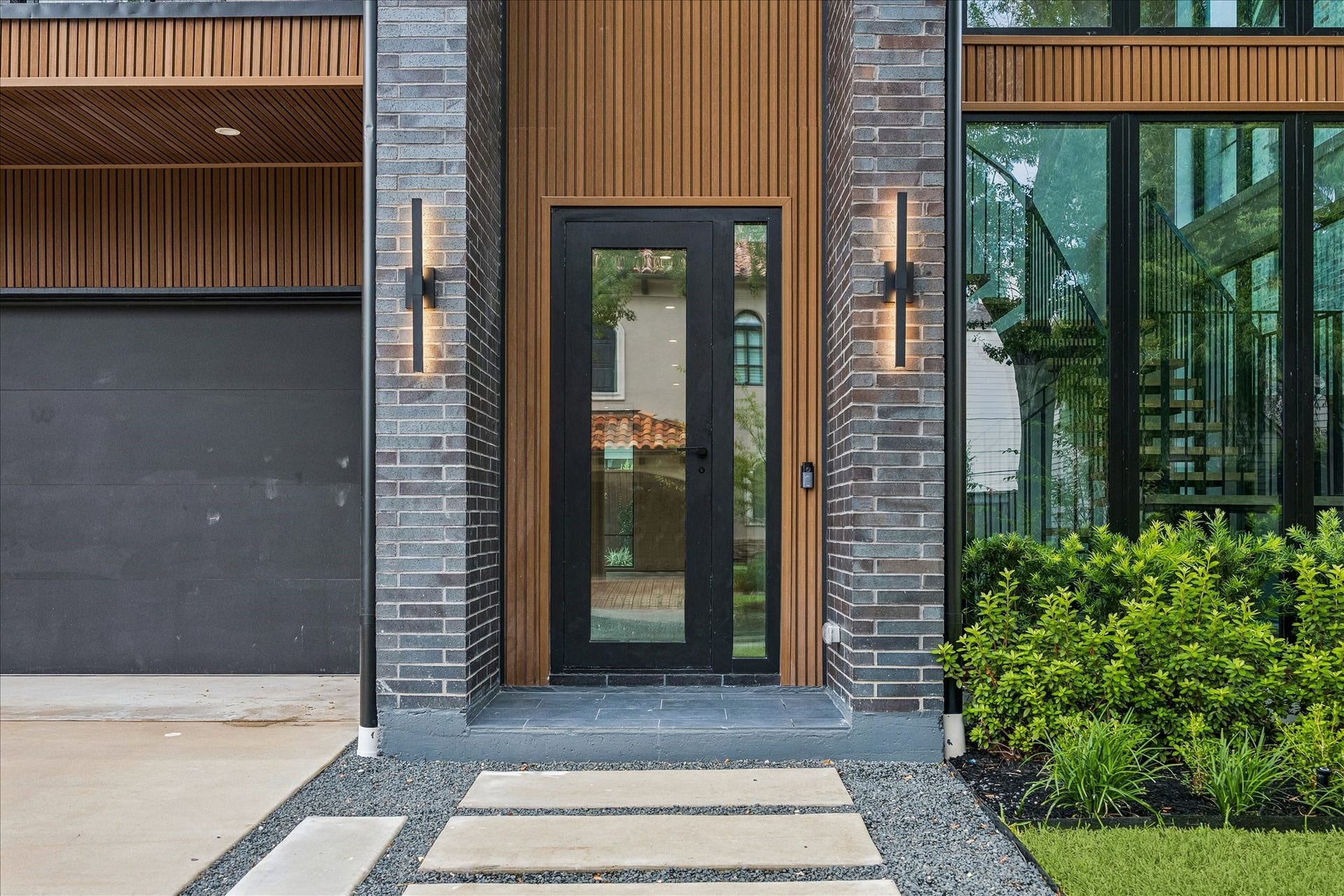 1606 Hazard Street, Houston, TX 77019 1606 Hazard Street, Houston, TX 77019