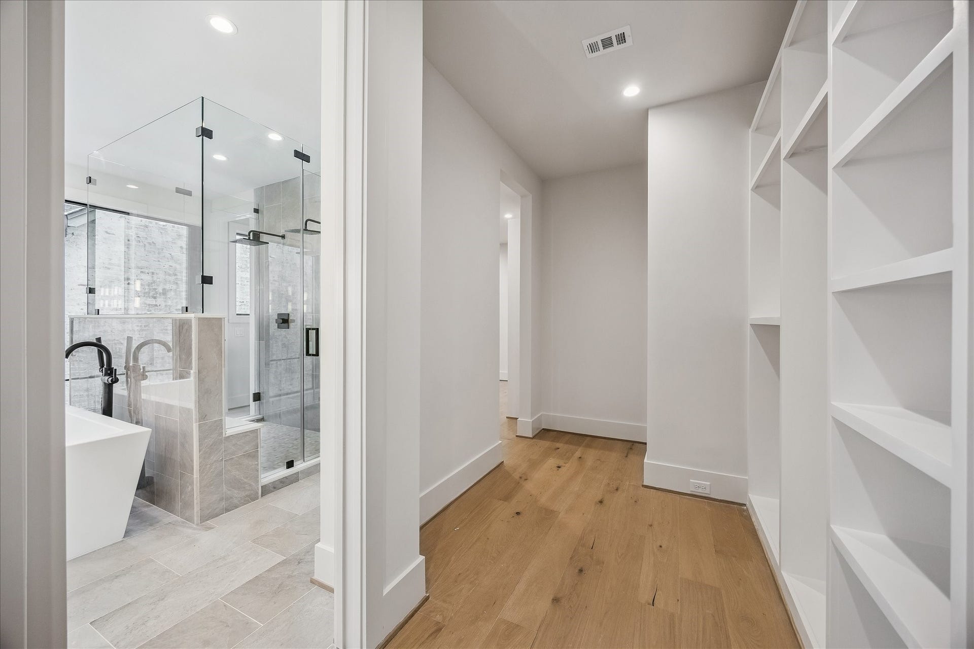 1606 Hazard Street, Houston, TX 77019 1606 Hazard Street, Houston, TX 77019