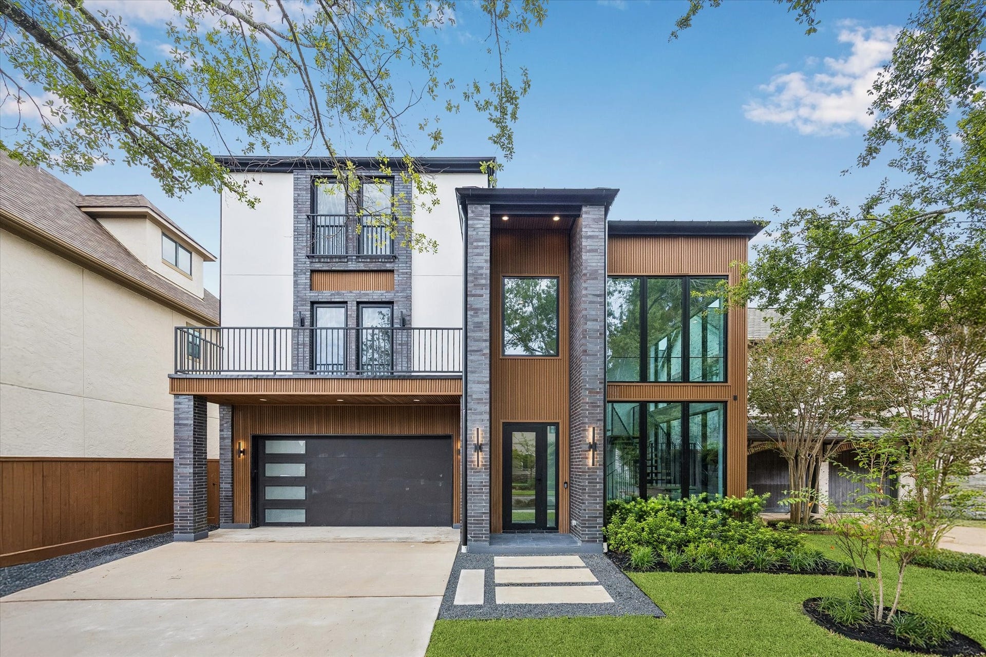 1606 Hazard Street, Houston, TX 77019 1606 Hazard Street, Houston, TX 77019