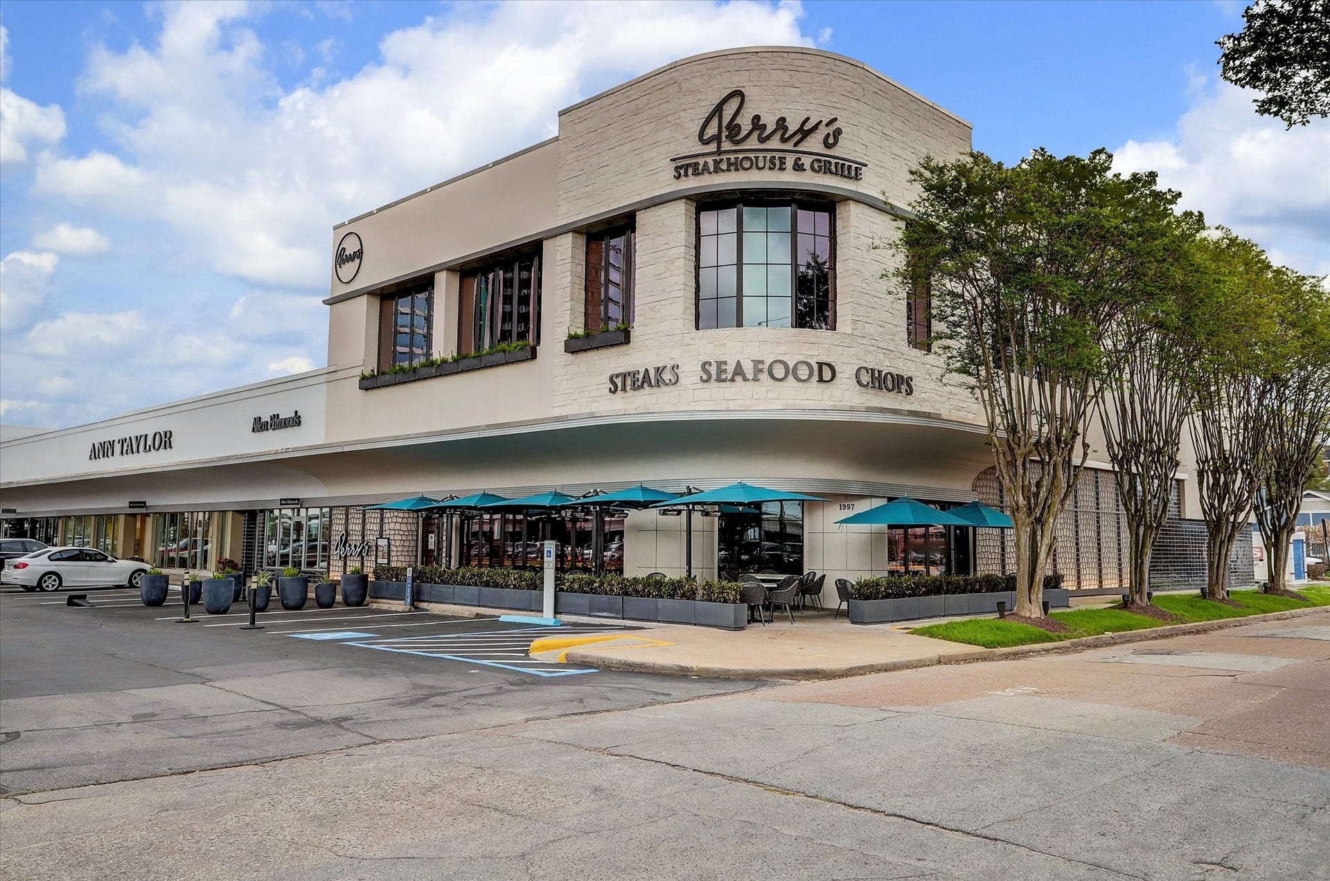 1606 Hazard Street, Houston, TX 77019 1606 Hazard Street, Houston, TX 77019