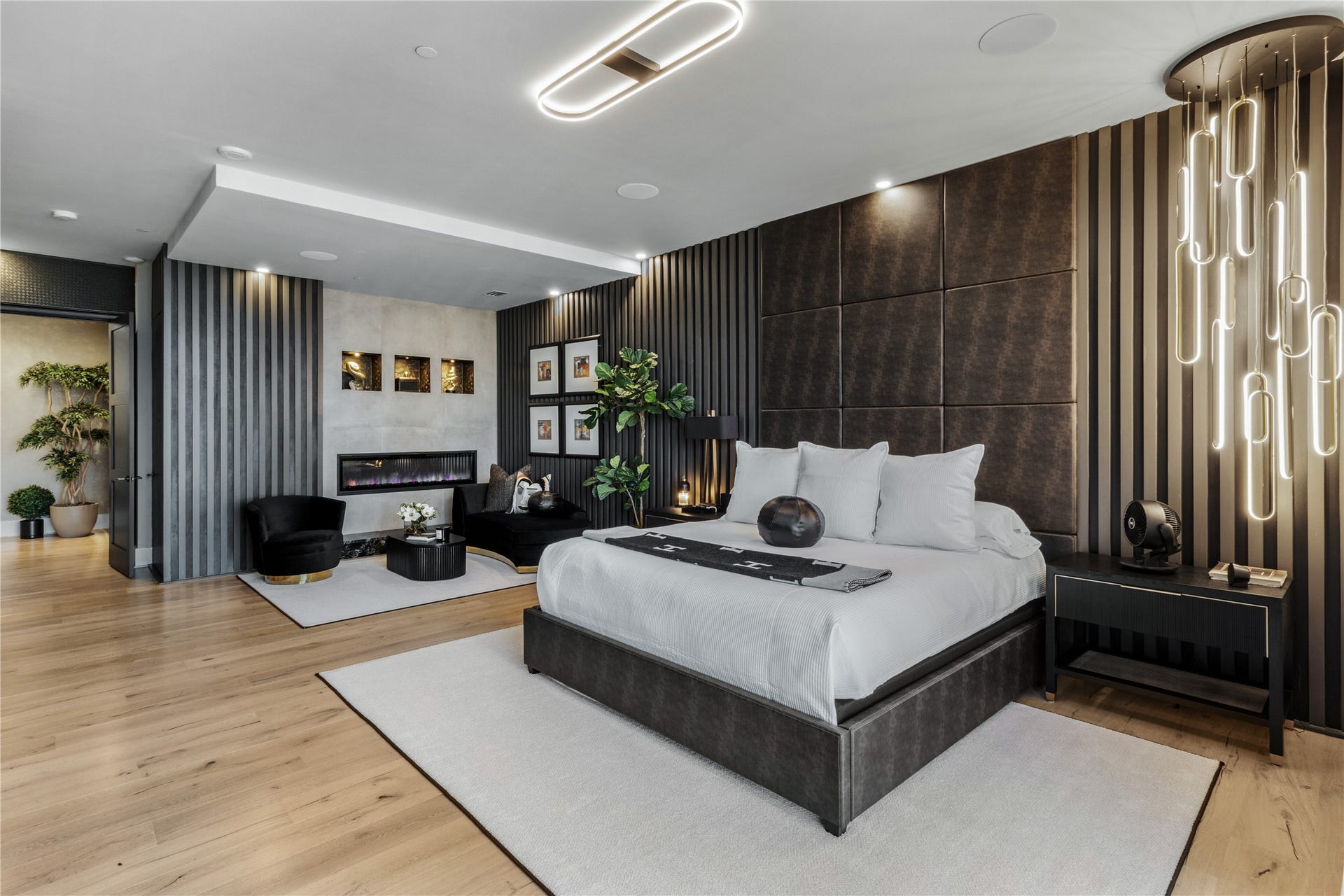 1409 Post Oak Boulevard, #2301, Houston, TX 77056