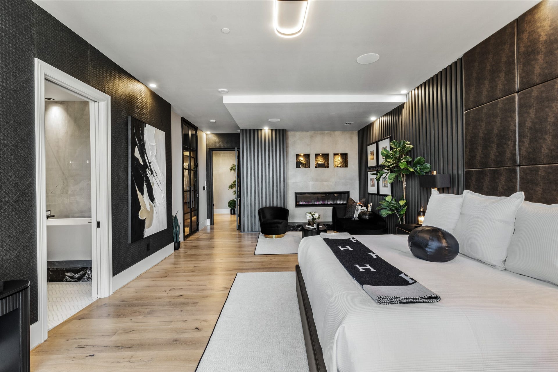 1409 Post Oak Boulevard, #2301, Houston, TX 77056