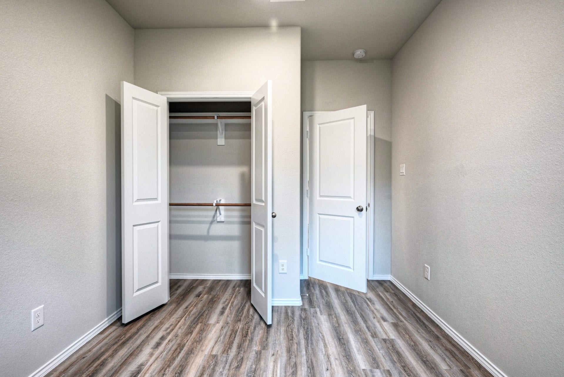 9595 DARKWOOD Street, Willis, TX 77318 9595 DARKWOOD Street, Willis, TX 77318