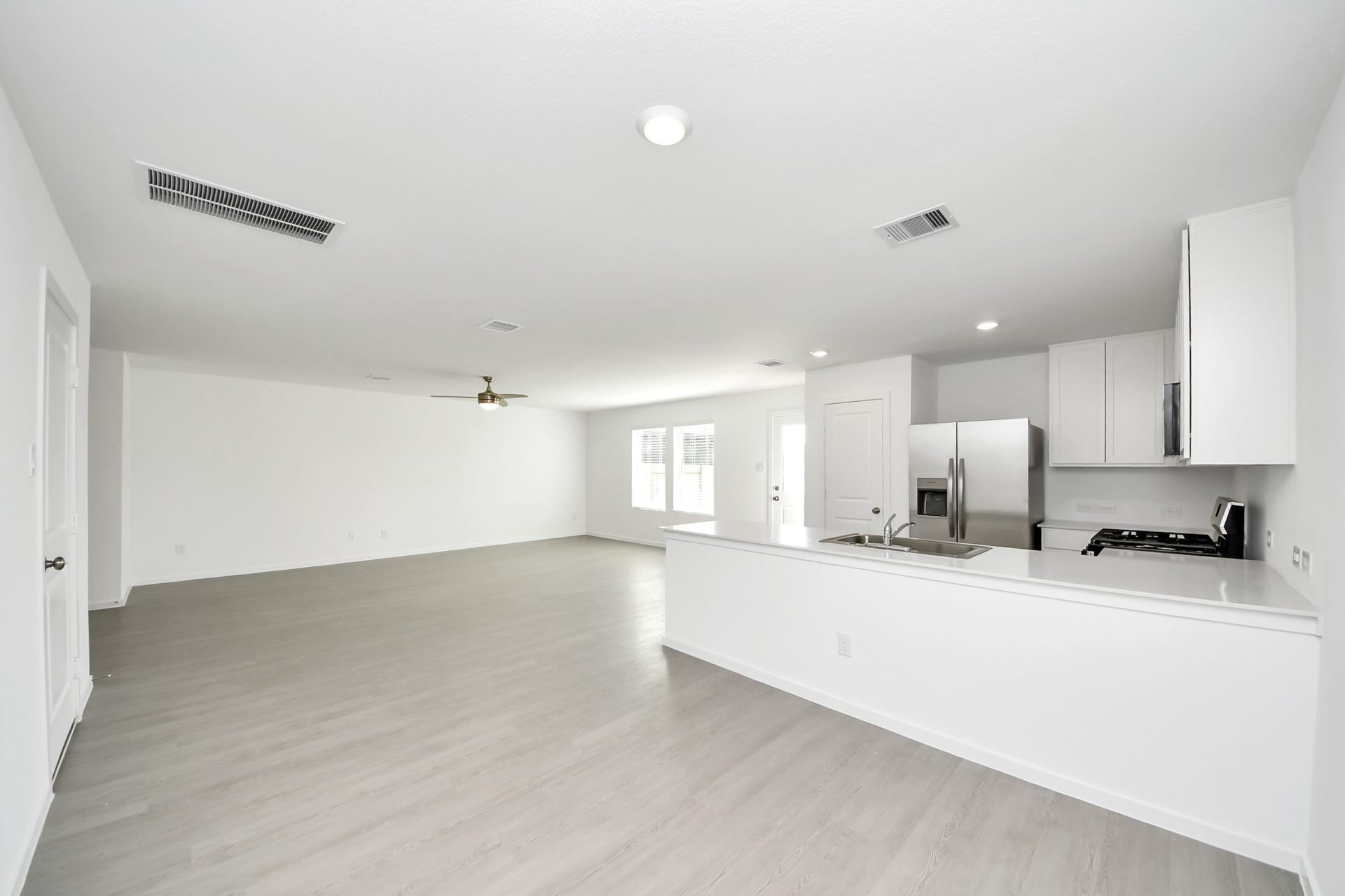 14664 S Ascot Bend Circle, Conroe, TX 77306 14664 S Ascot Bend Circle, Conroe, TX 77306