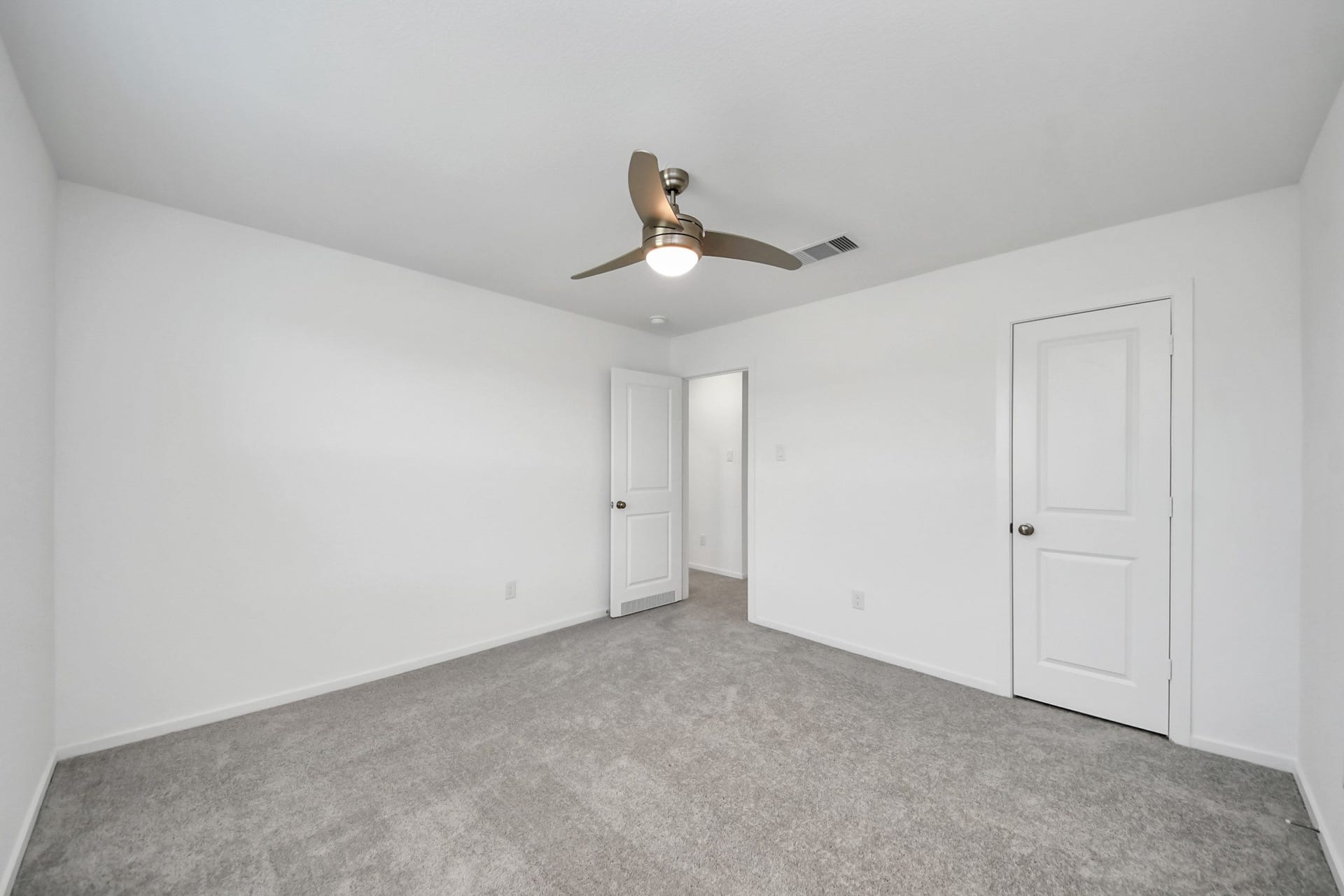 14664 S Ascot Bend Circle, Conroe, TX 77306 14664 S Ascot Bend Circle, Conroe, TX 77306