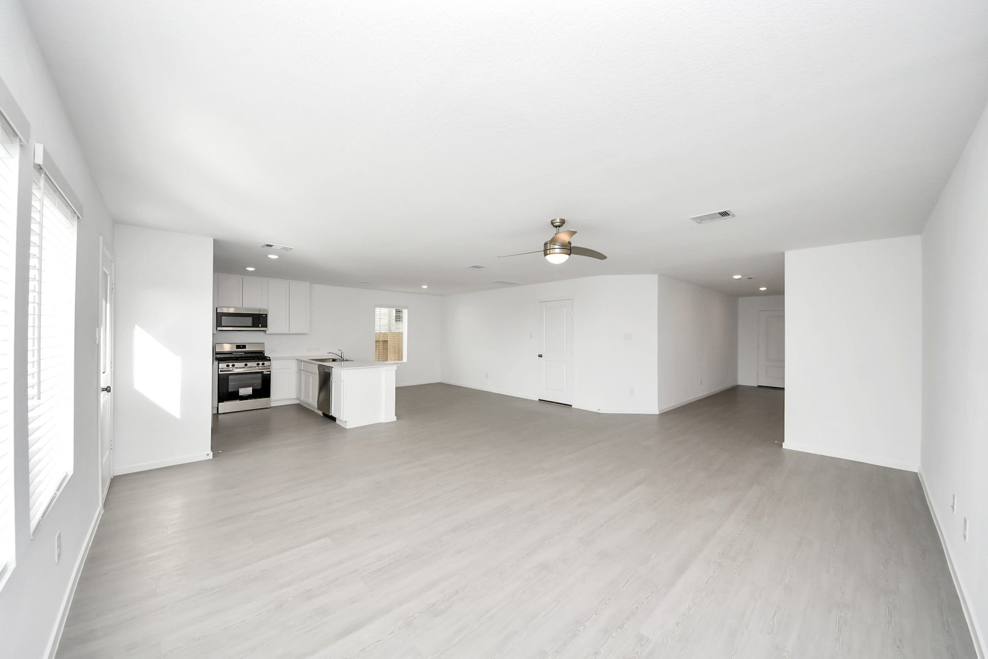 14664 S Ascot Bend Circle, Conroe, TX 77306 14664 S Ascot Bend Circle, Conroe, TX 77306
