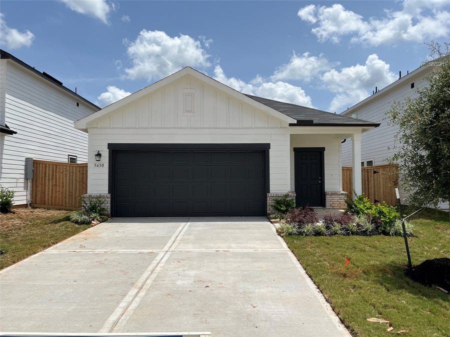 Property photo for 5650 Shelford Birch Street, Conroe, TX