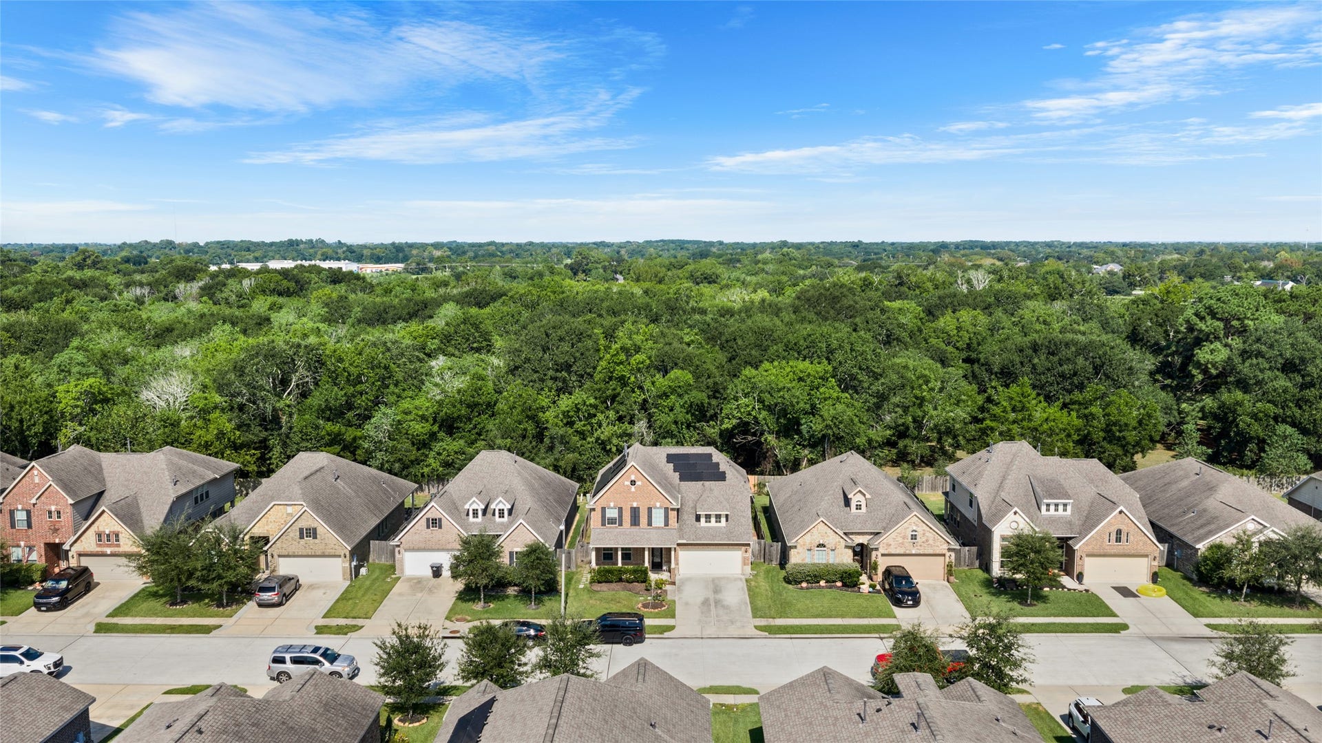 1668 Maggie Trail Drive, Alvin, TX 77511 No back neighbors!