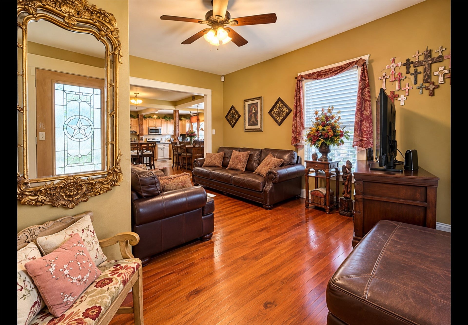 516 N Shirley Street, Alvin, TX 77511 516 N Shirley Street, Alvin, TX 77511