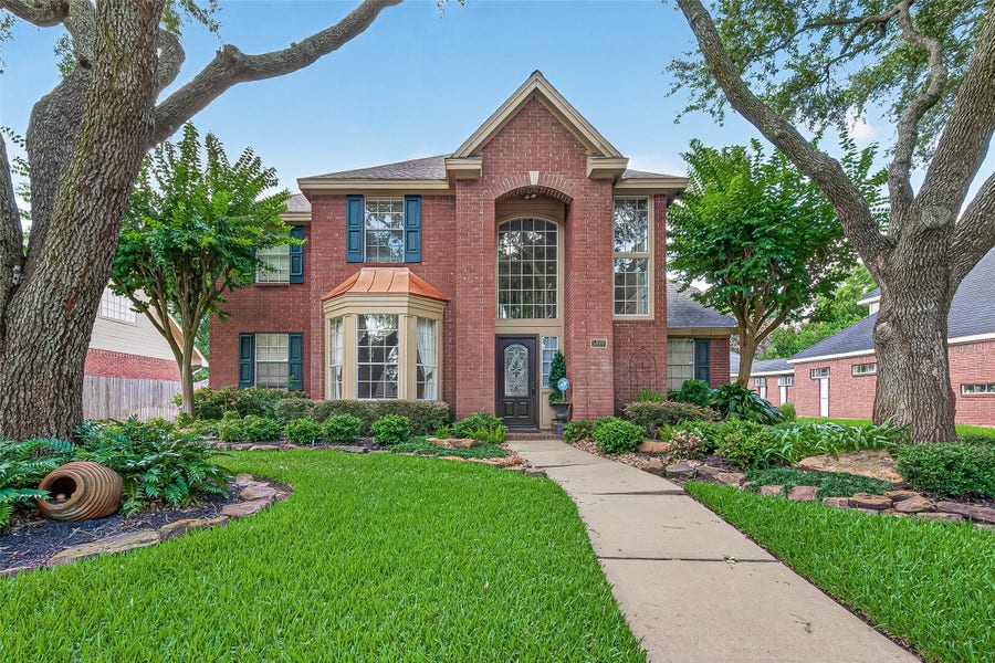 Property photo for 5807 Pendelton Place Drive, Sugar Land, TX