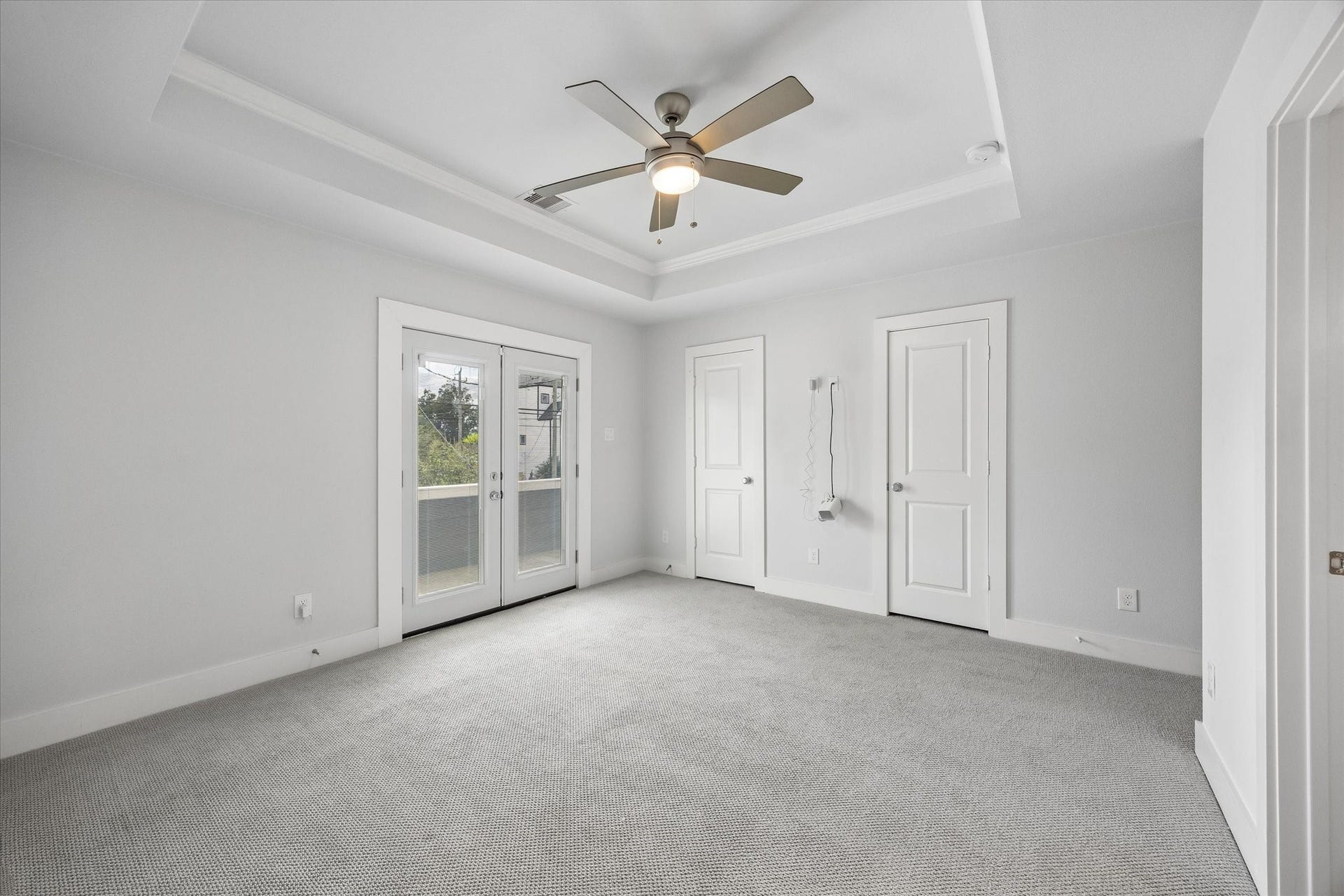 761 E 33rd Street, Houston, TX 77022 761 E 33rd Street, Houston, TX 77022