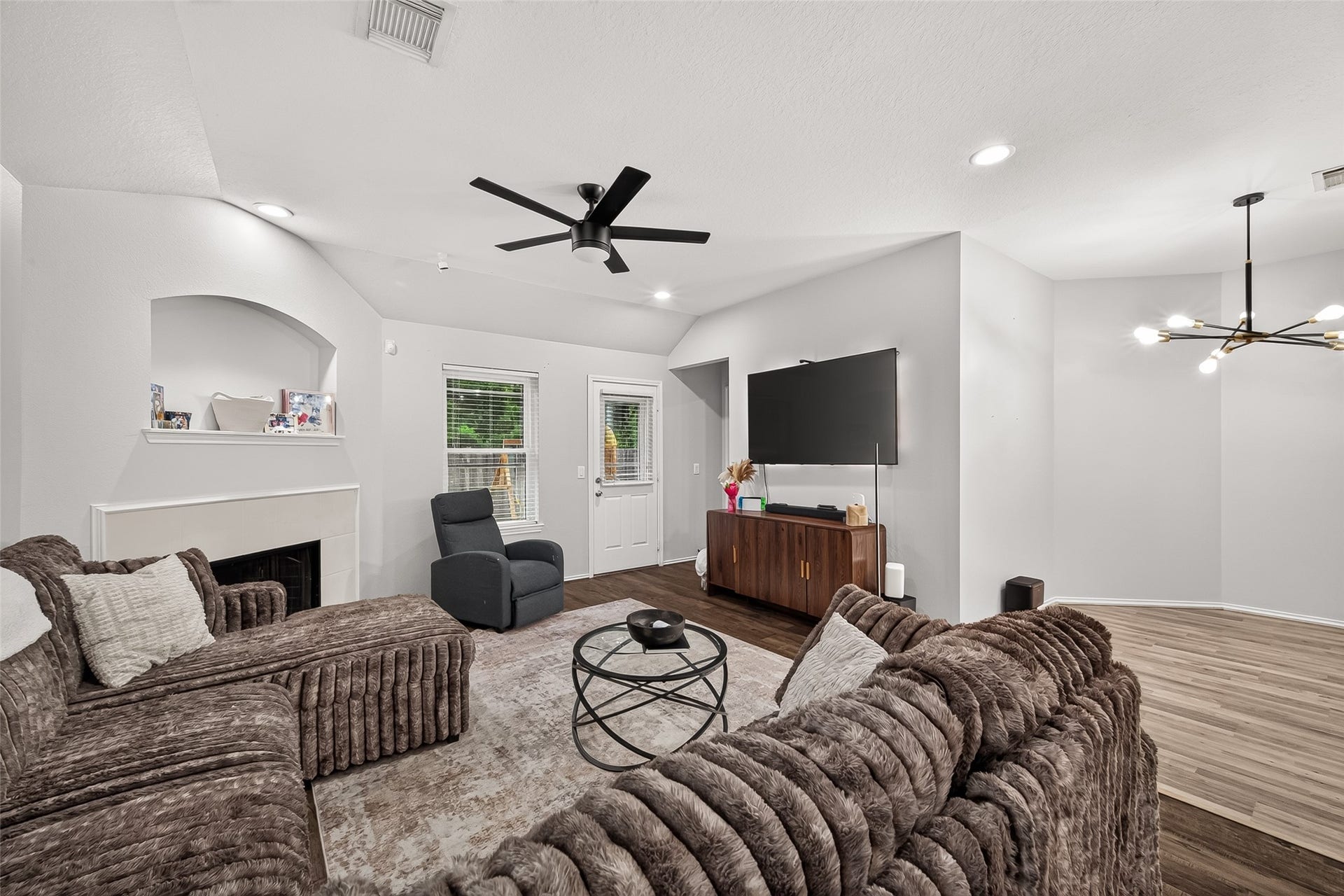 2806 Bison Bluff, Missouri City, TX 77459