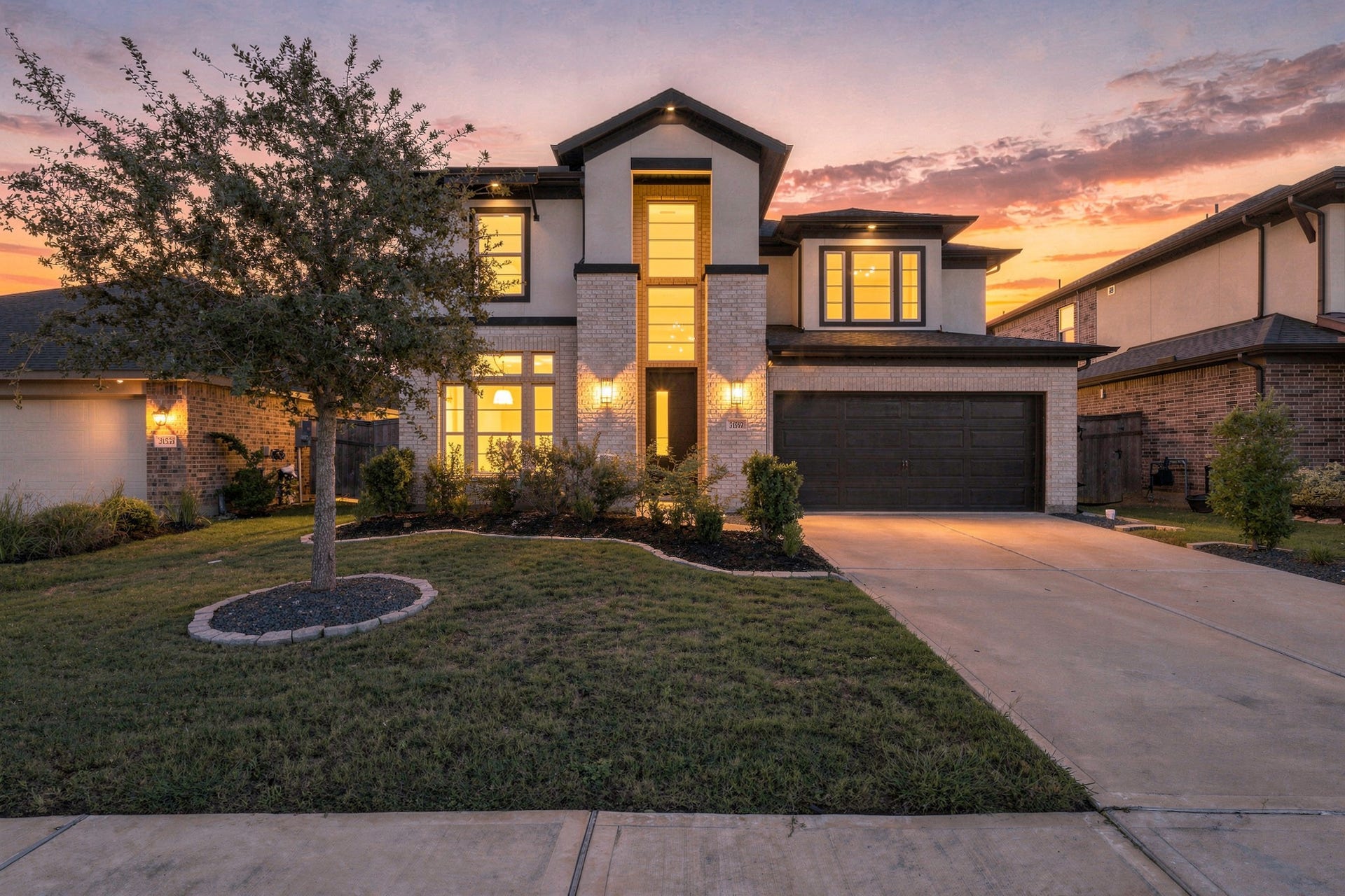 31539 Beacon Cove Trail, Fulshear, TX 77441 Welcome to 31539 Beacon Cove Trail, a beautifully upgraded Newmark Homes LINZ plan in Cross Creek West.