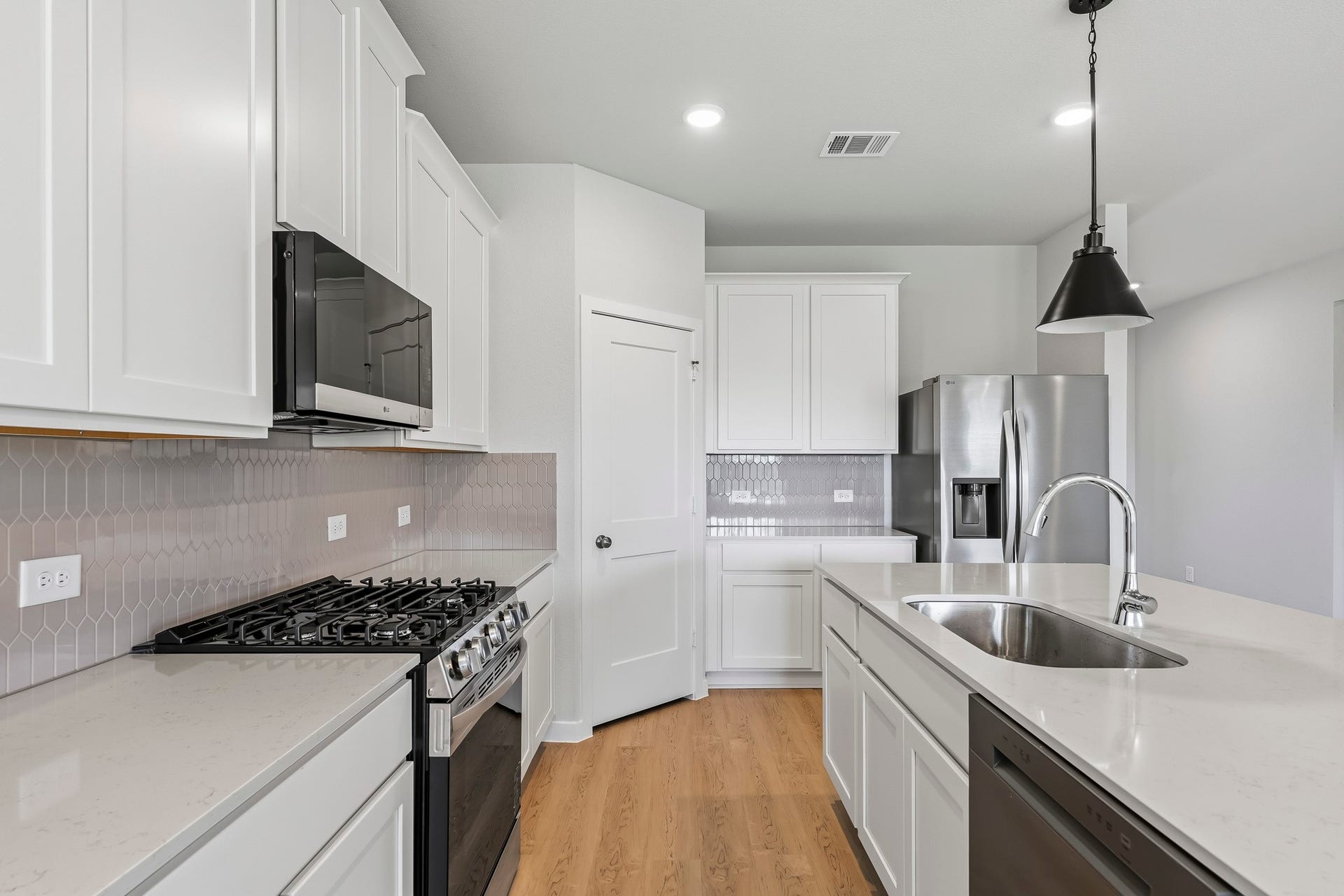 17014 Clover Fern Lane, Waller, TX 77484