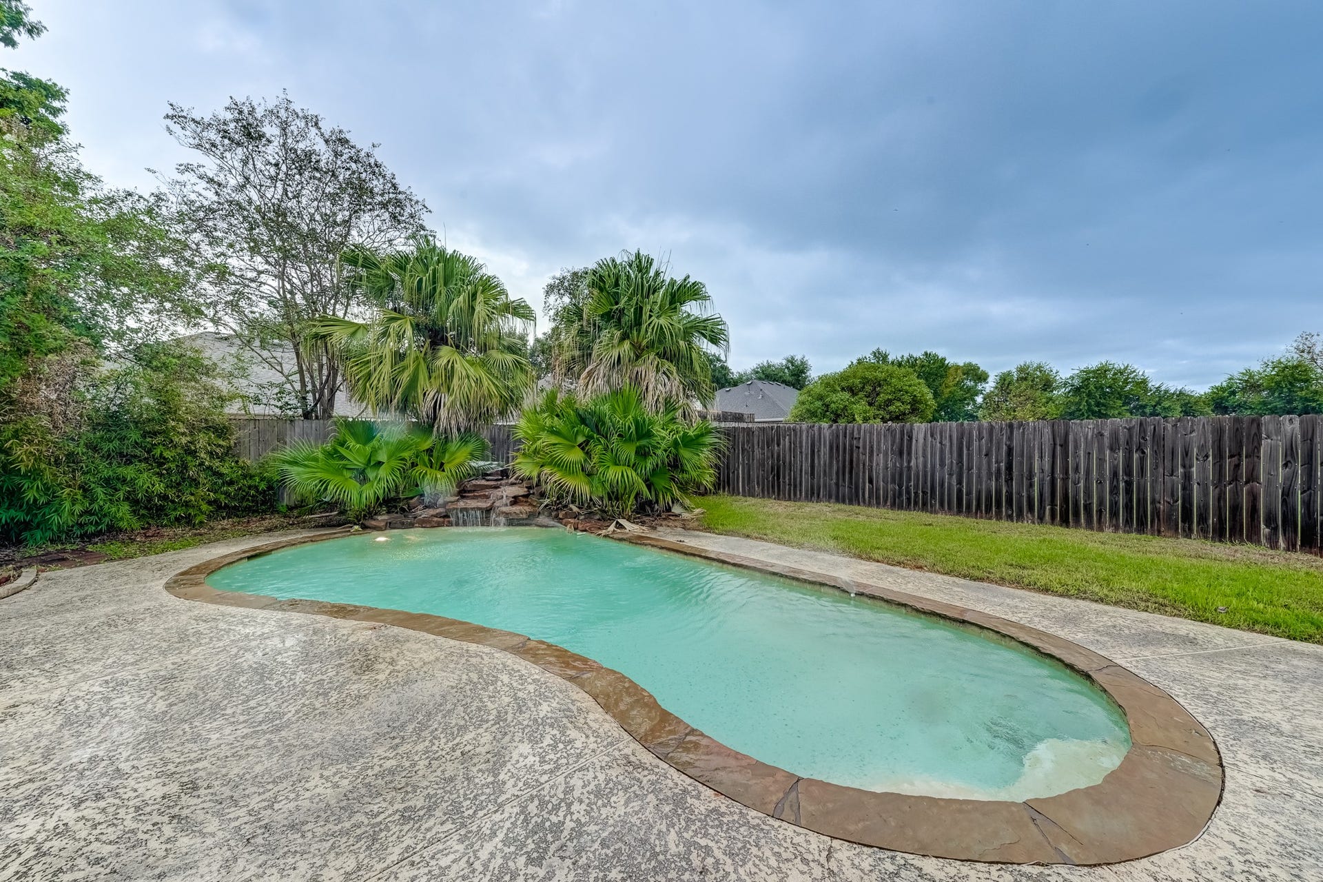 3111 Elkdale Drive, Houston, TX 77082 3111 Elkdale Drive, Houston, TX 77082