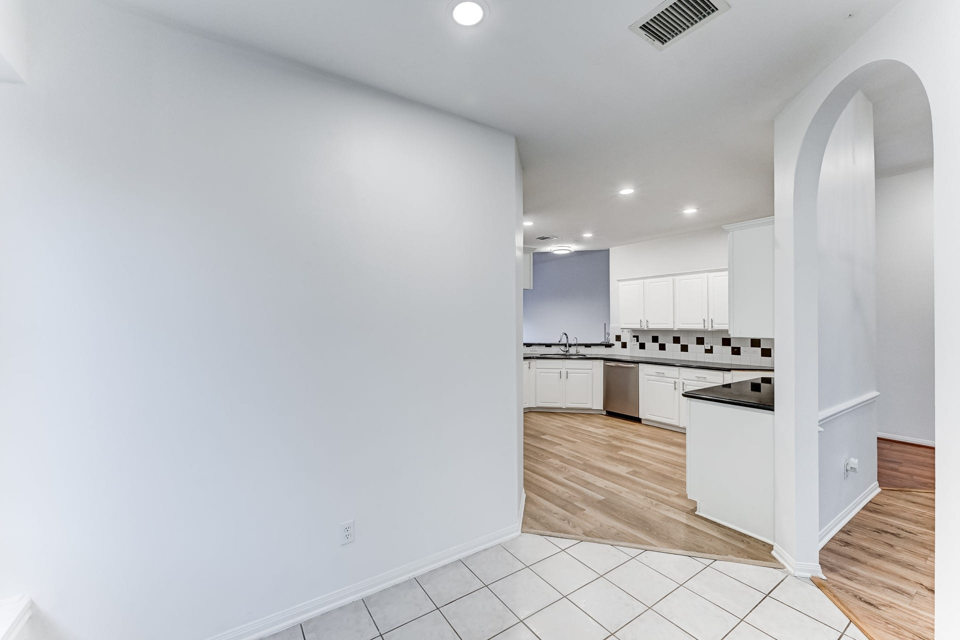 3111 Elkdale Drive, Houston, TX 77082 3111 Elkdale Drive, Houston, TX 77082