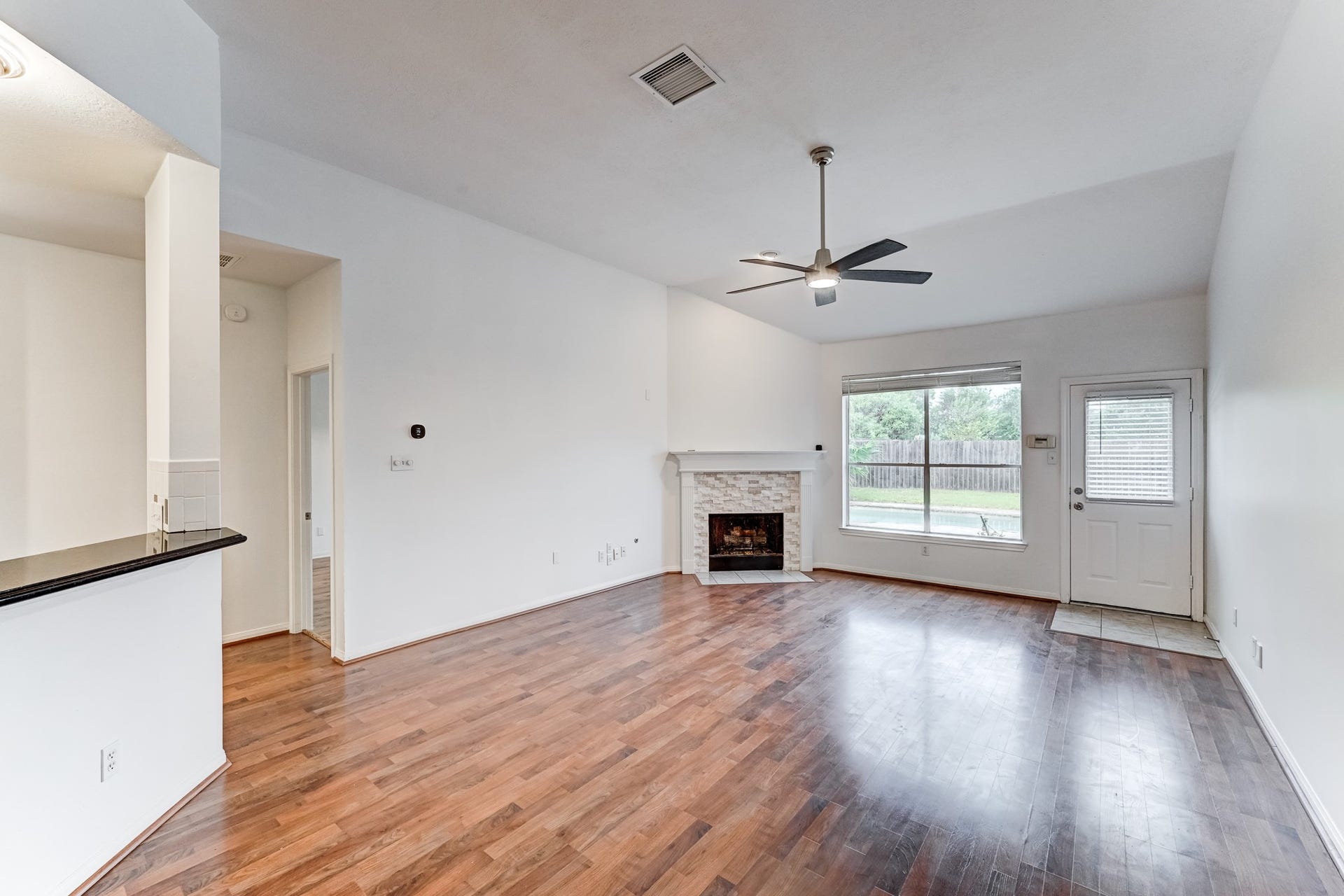 3111 Elkdale Drive, Houston, TX 77082 3111 Elkdale Drive, Houston, TX 77082