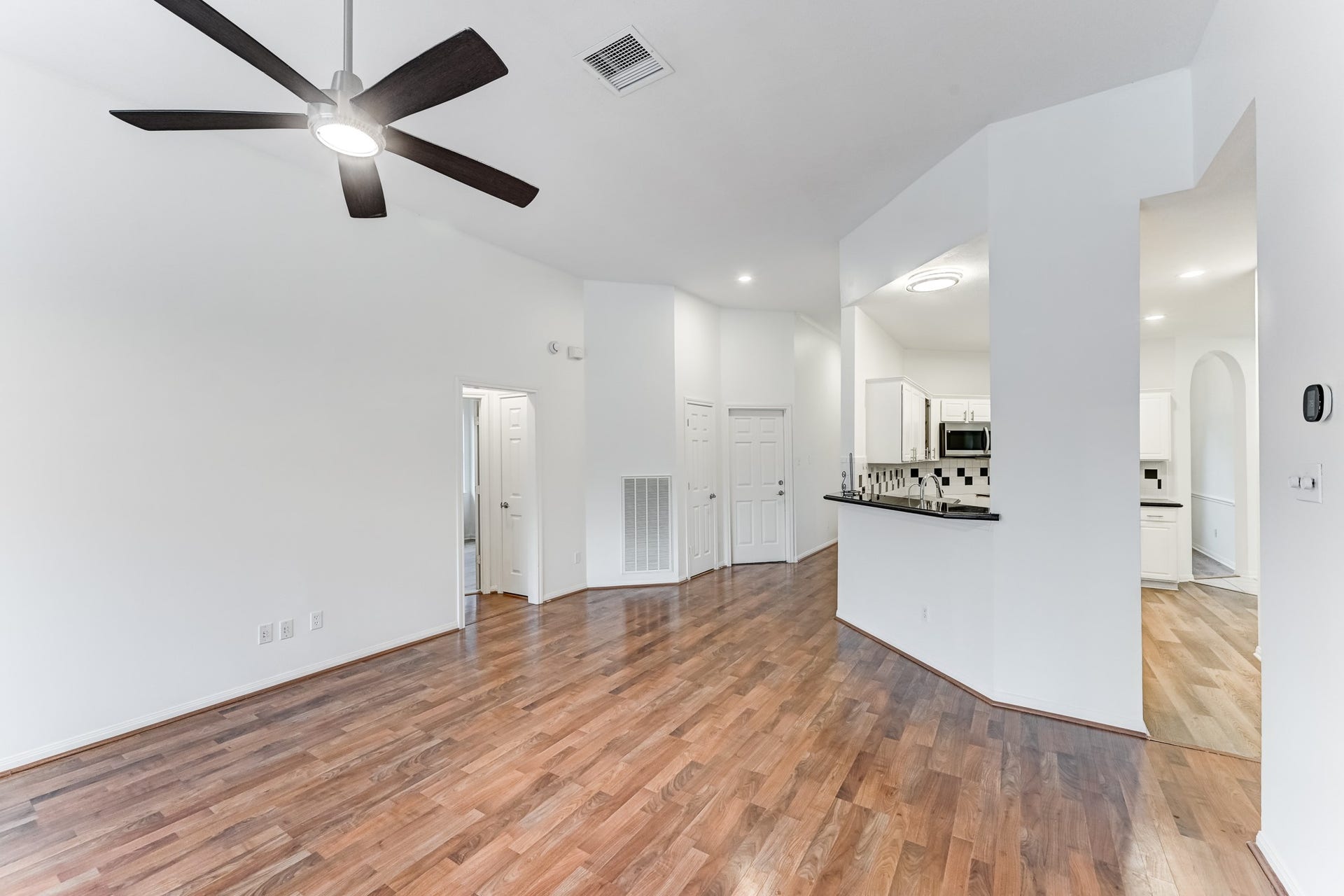 3111 Elkdale Drive, Houston, TX 77082 3111 Elkdale Drive, Houston, TX 77082
