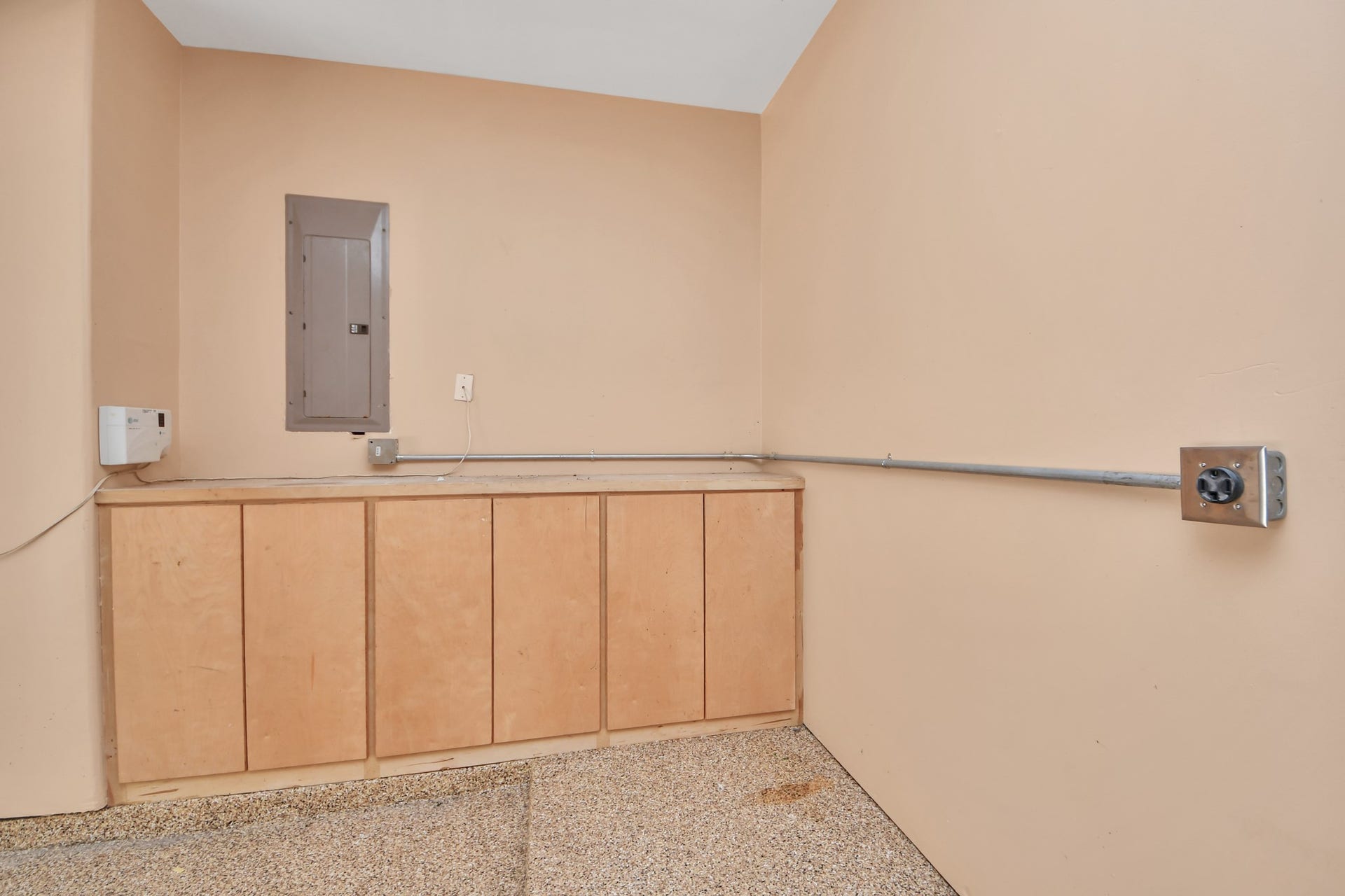 1817 Houston Avenue, Houston, TX 77007