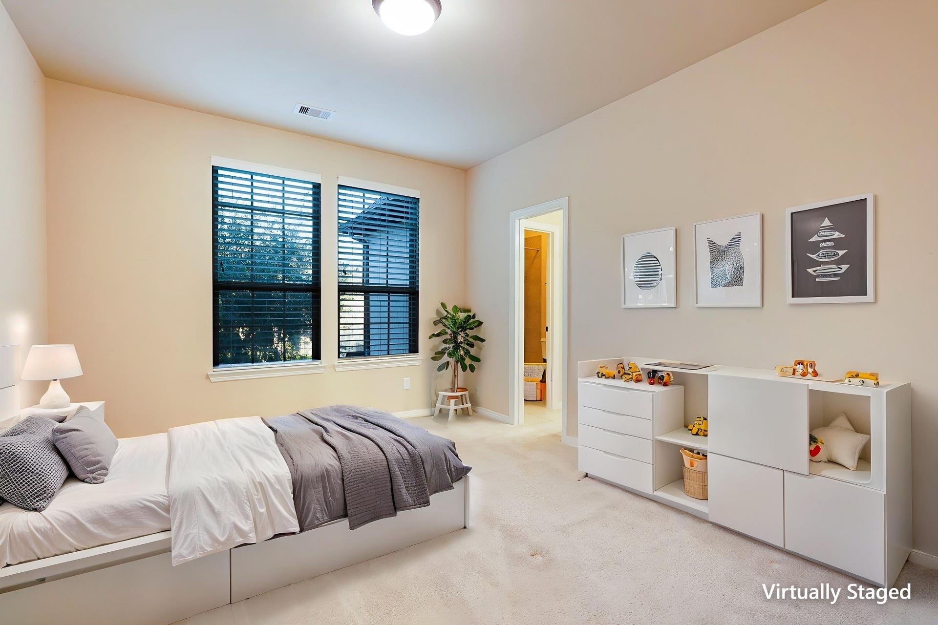 3102 Barrons Way, Sugar Land, TX 77479 SECOND Flr-Bed#3: *Virtually Staged* This is a bright, cozy bedroom with neutral walls and carpet. It features two large windows with blinds and an en-suite bathroom. Perfect for a peaceful retreat.