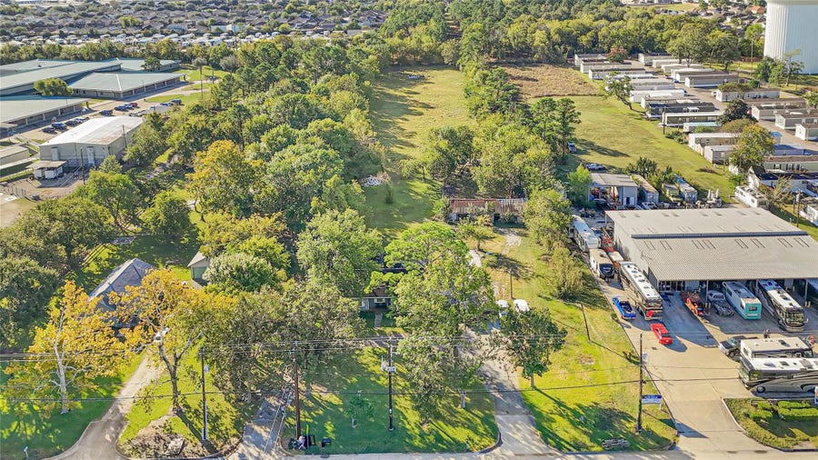 Property photo for 2926 Massey Tompkins Road, Baytown, TX