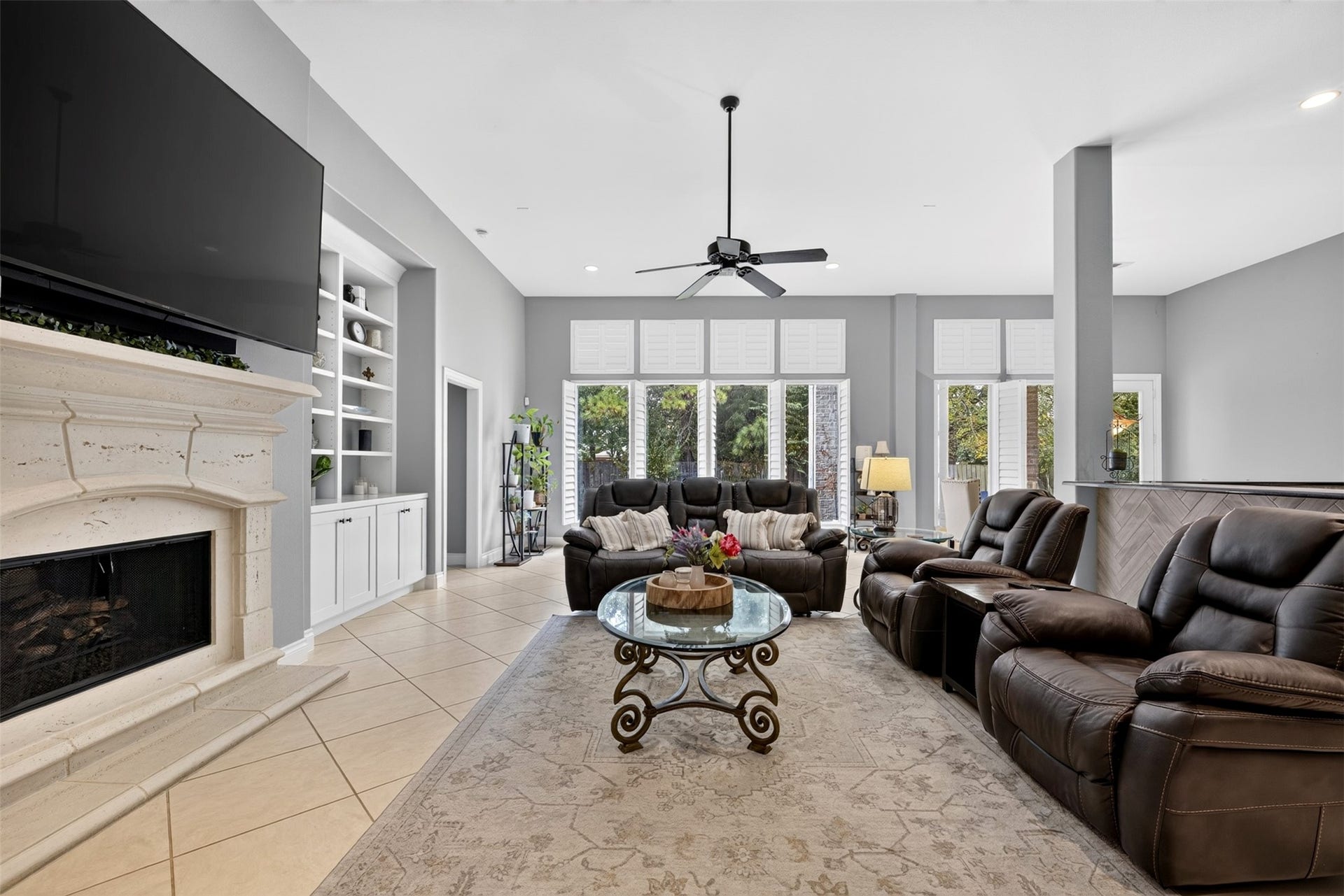 2318 Spring Lake Park Lane, Spring, TX 77386
