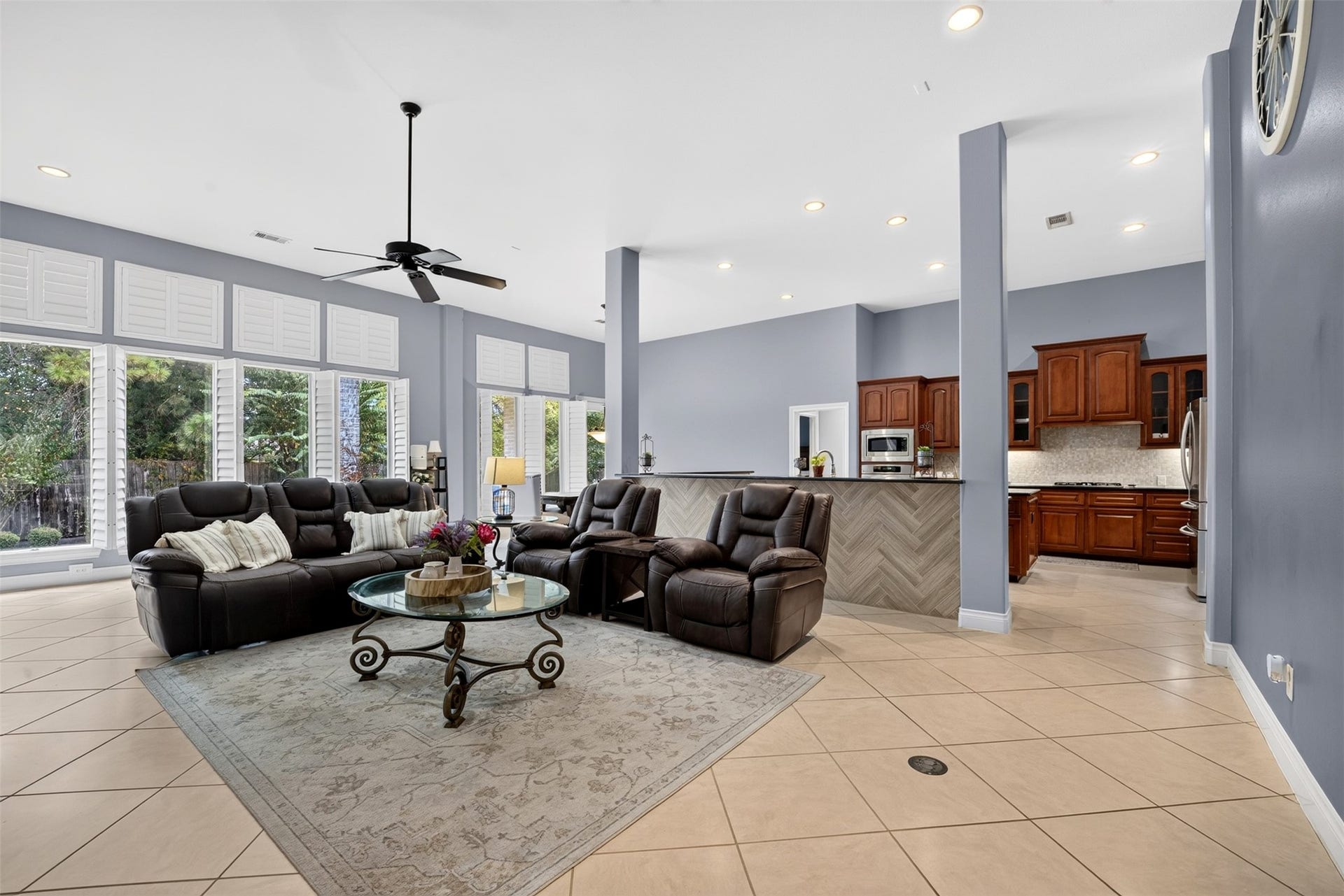 2318 Spring Lake Park Lane, Spring, TX 77386