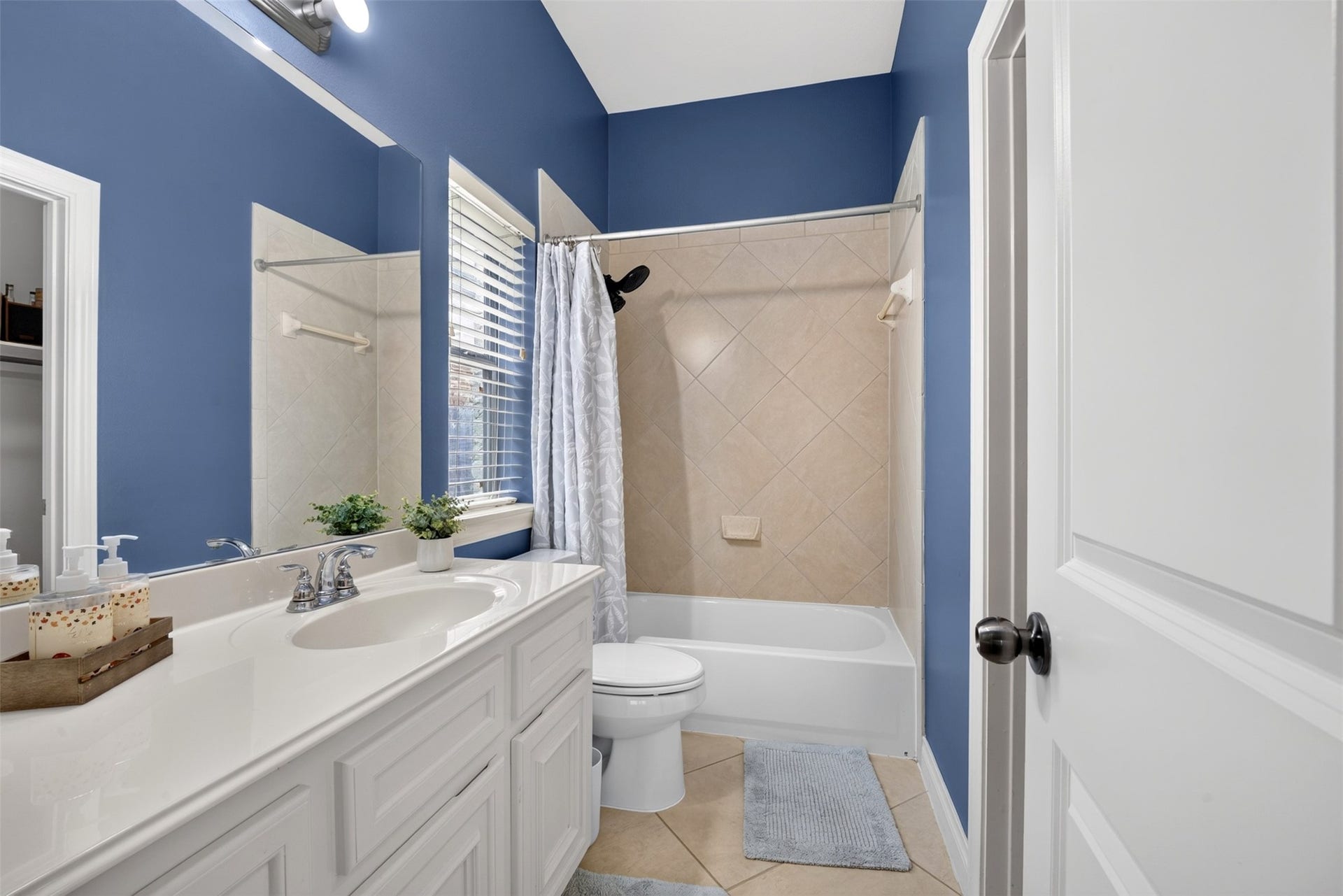 2318 Spring Lake Park Lane, Spring, TX 77386