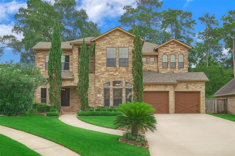 Property photo for 101 E Silverwood Ranch Estate, Shenandoah, TX