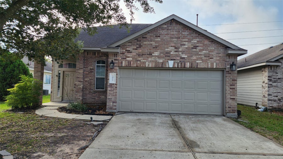 Property photo for 3911 Falvel Cove Drive, Spring, TX
