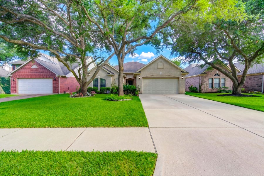 Property photo for 6010 Walkabout Way, Katy, TX