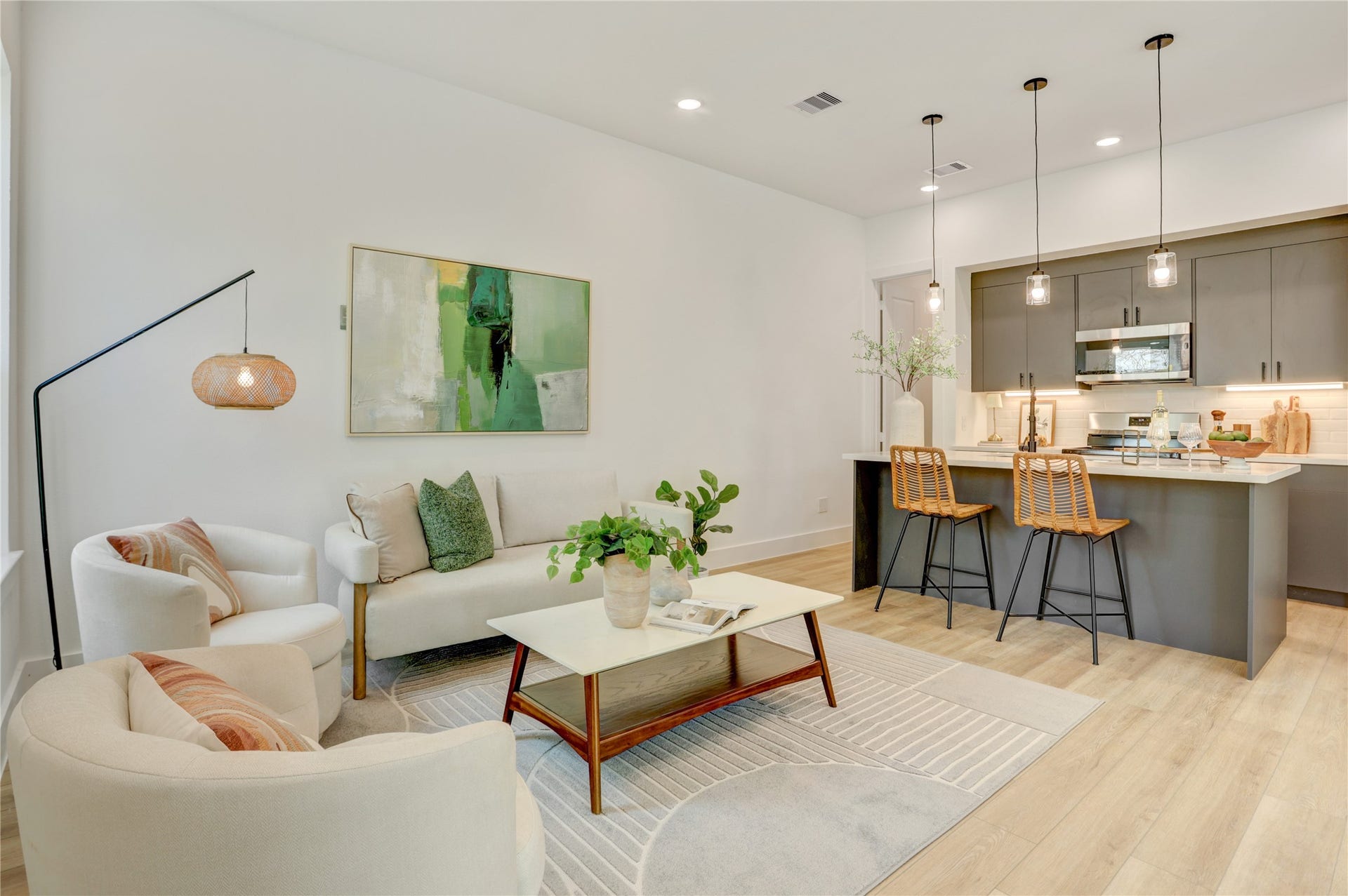 9610 Burden Street, Houston, TX 77093 Welcome home! Relax and entertain in our favorite area of the home - the kitchen.