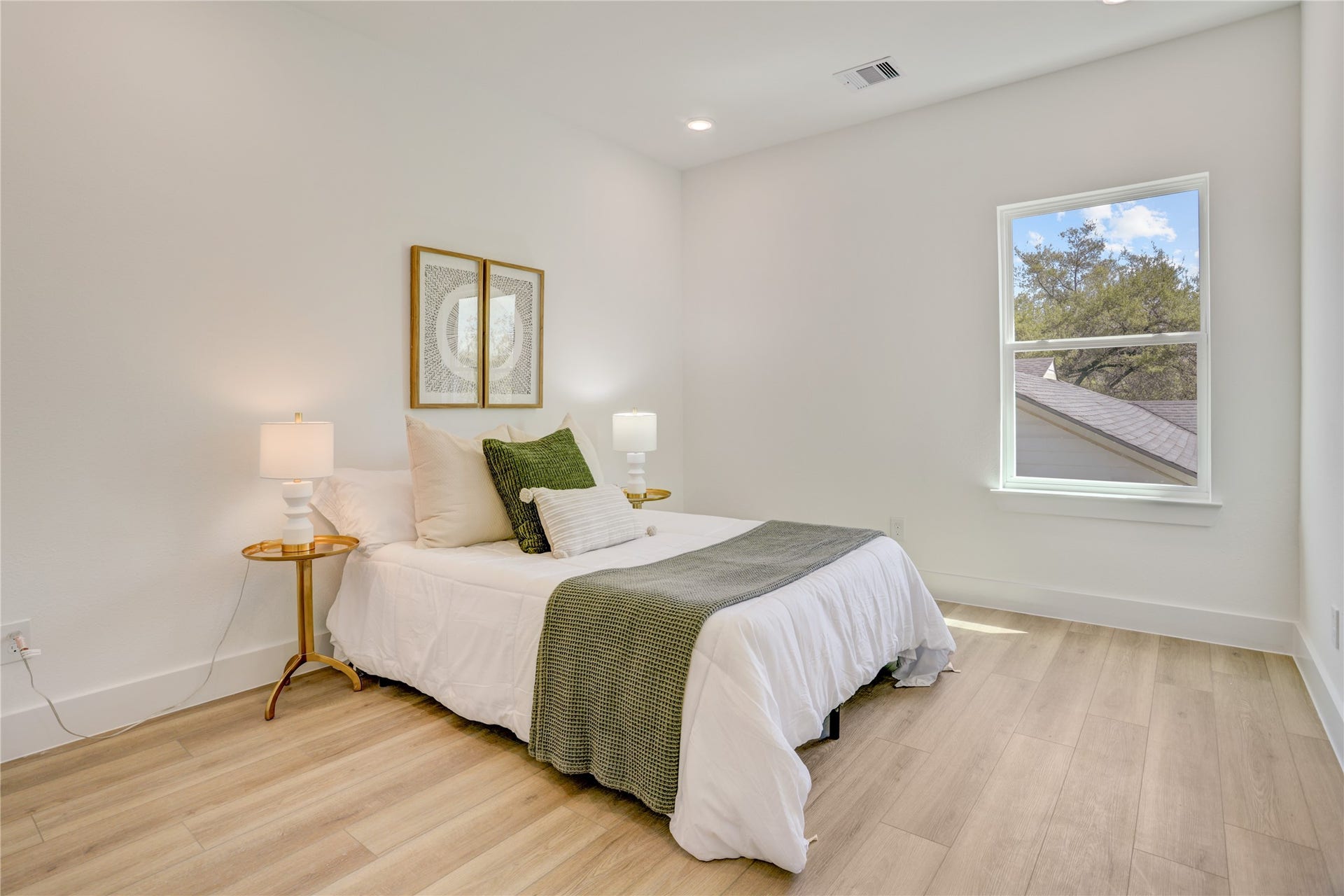 9610 Burden Street, Houston, TX 77093 The 10x11 3rd bedroom has a large wall closet.