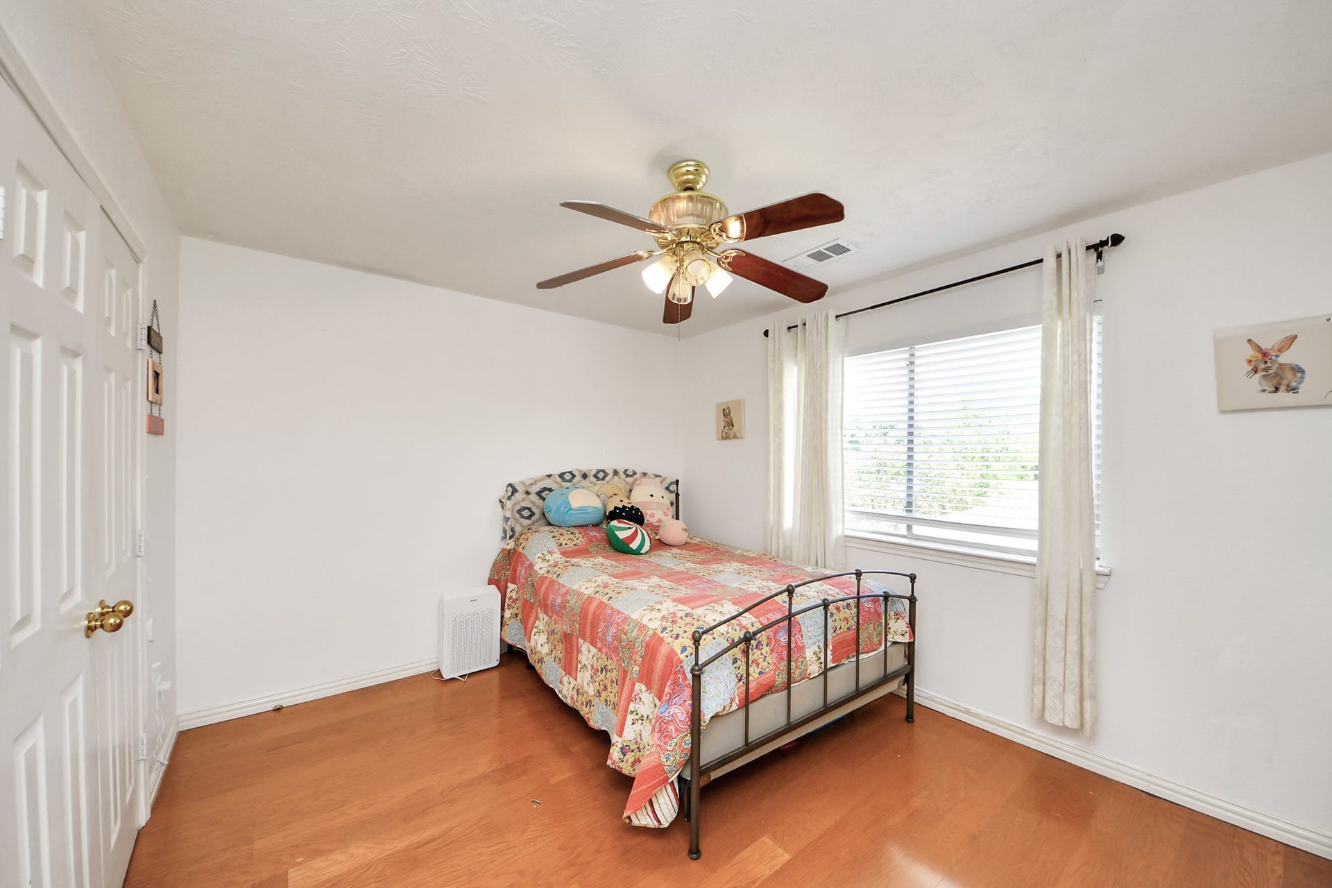 922 Bayhill Drive, Sugar Land, TX 77479 922 Bayhill Drive, Sugar Land, TX 77479