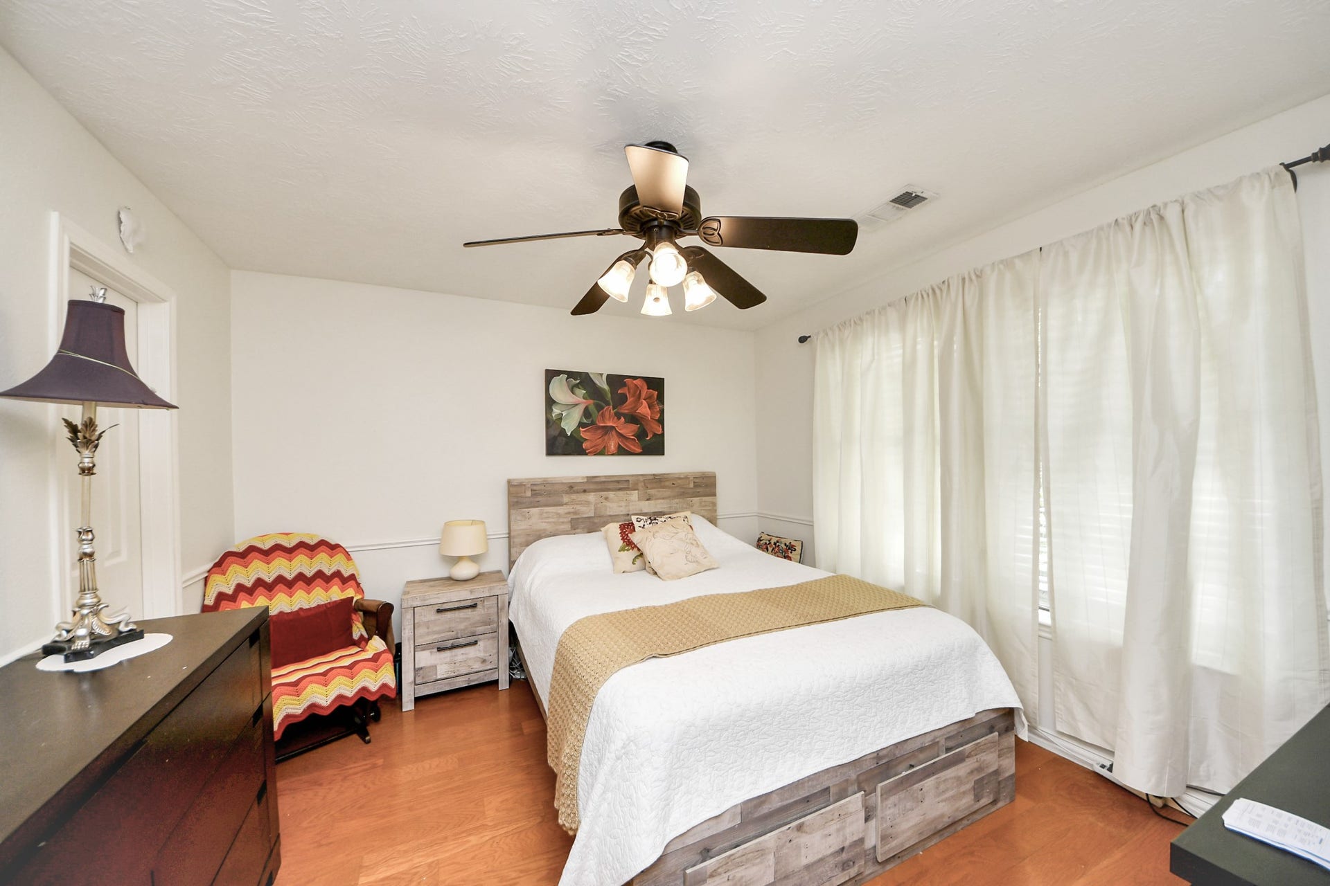 922 Bayhill Drive, Sugar Land, TX 77479 922 Bayhill Drive, Sugar Land, TX 77479