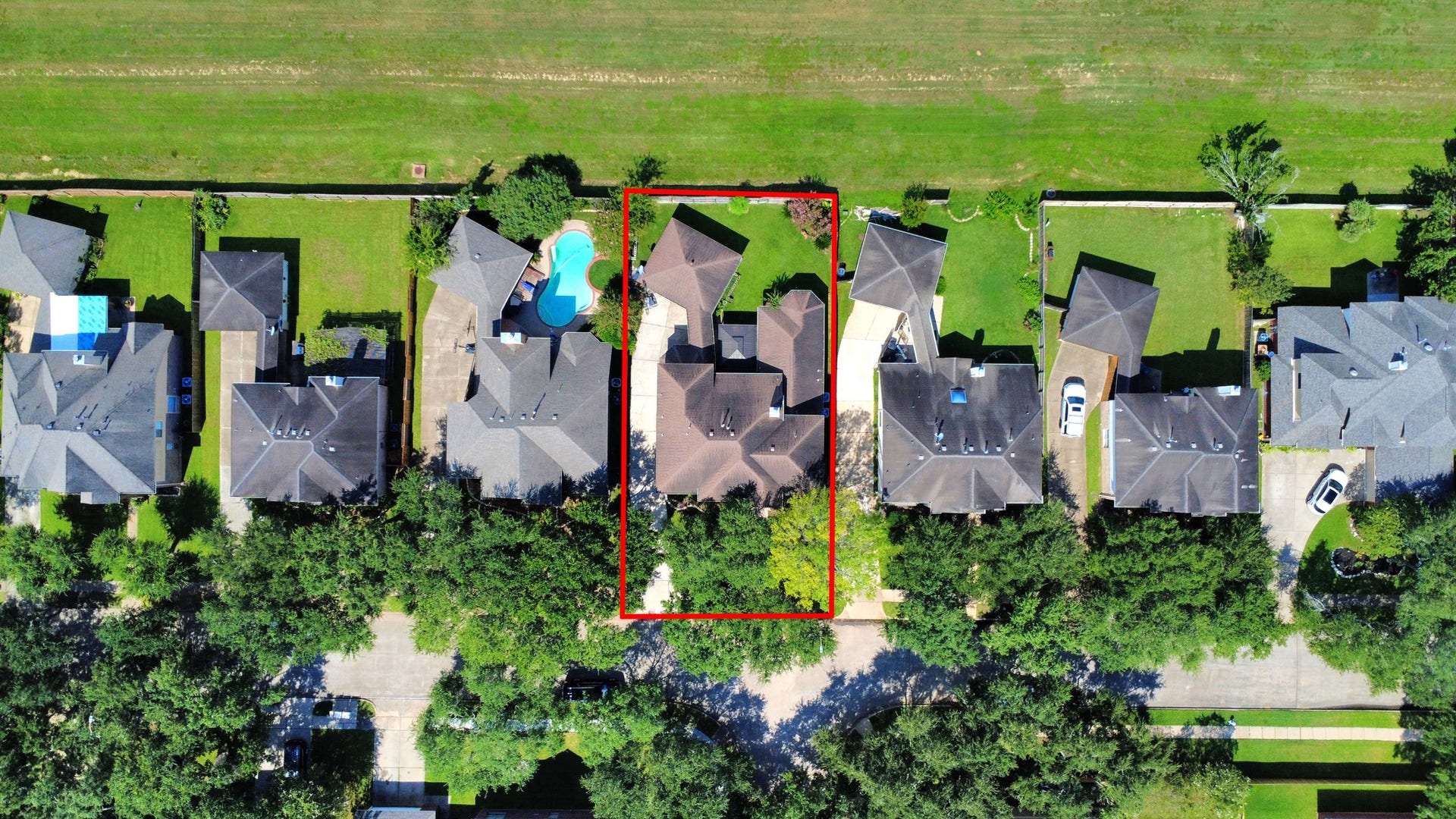 922 Bayhill Drive, Sugar Land, TX 77479 922 Bayhill Drive, Sugar Land, TX 77479