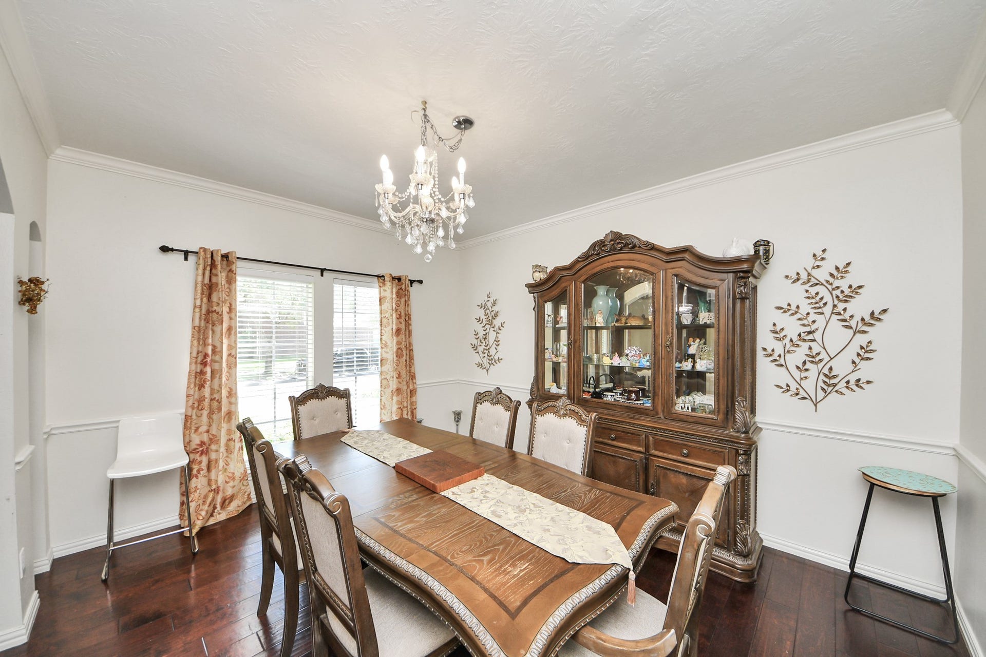 922 Bayhill Drive, Sugar Land, TX 77479 922 Bayhill Drive, Sugar Land, TX 77479
