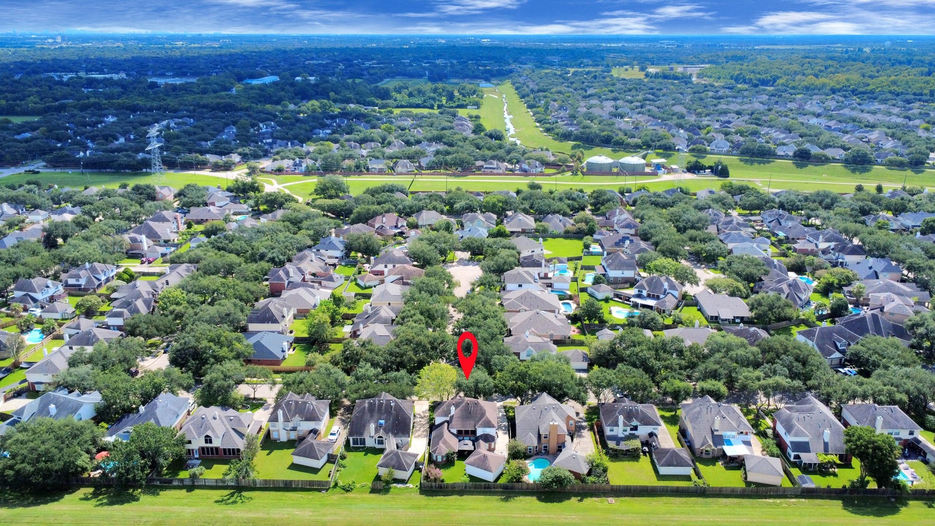 922 Bayhill Drive, Sugar Land, TX 77479 922 Bayhill Drive, Sugar Land, TX 77479