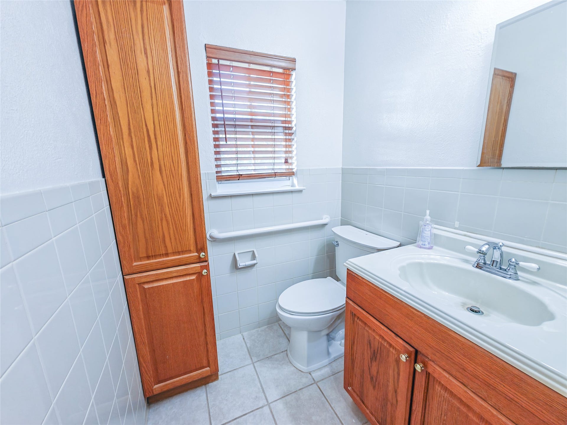 3717 Newton Drive, Pasadena, TX 77503 3717 Newton Drive, Pasadena, TX 77503