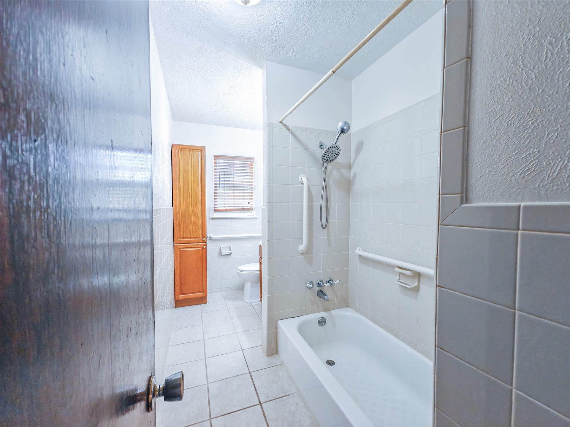 3717 Newton Drive, Pasadena, TX 77503 3717 Newton Drive, Pasadena, TX 77503