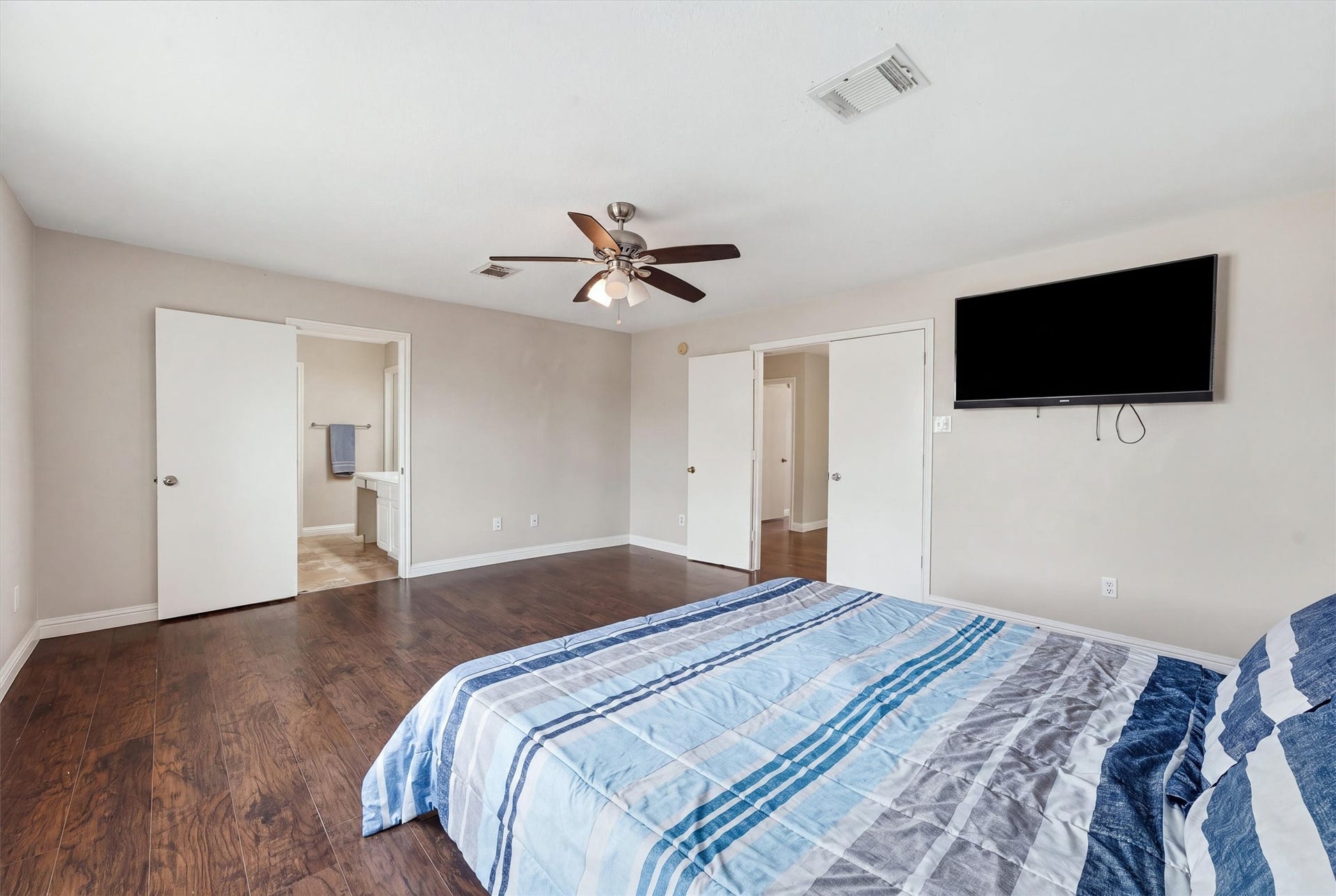 3602 Twisted Brook Drive, Houston, TX 77053 3602 Twisted Brook Drive, Houston, TX 77053