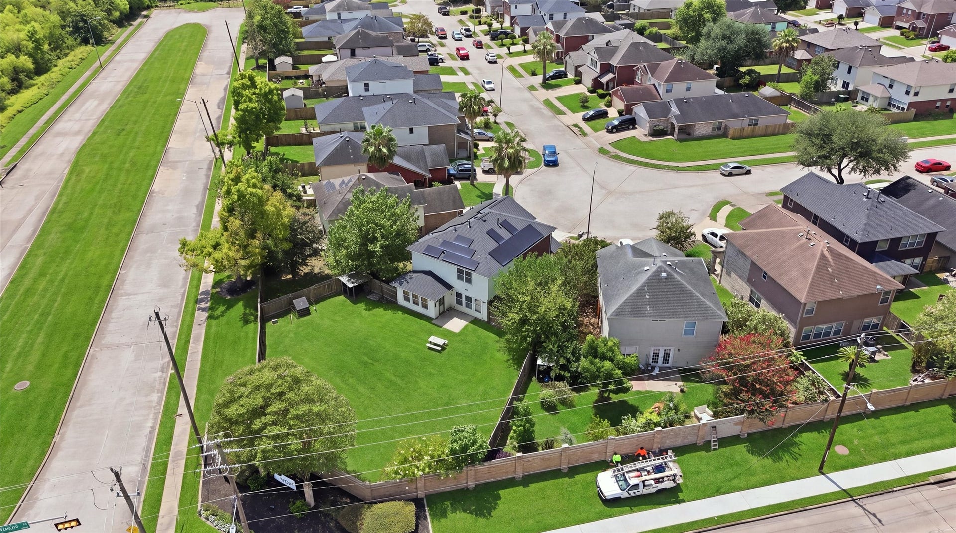 3602 Twisted Brook Drive, Houston, TX 77053 3602 Twisted Brook Drive, Houston, TX 77053
