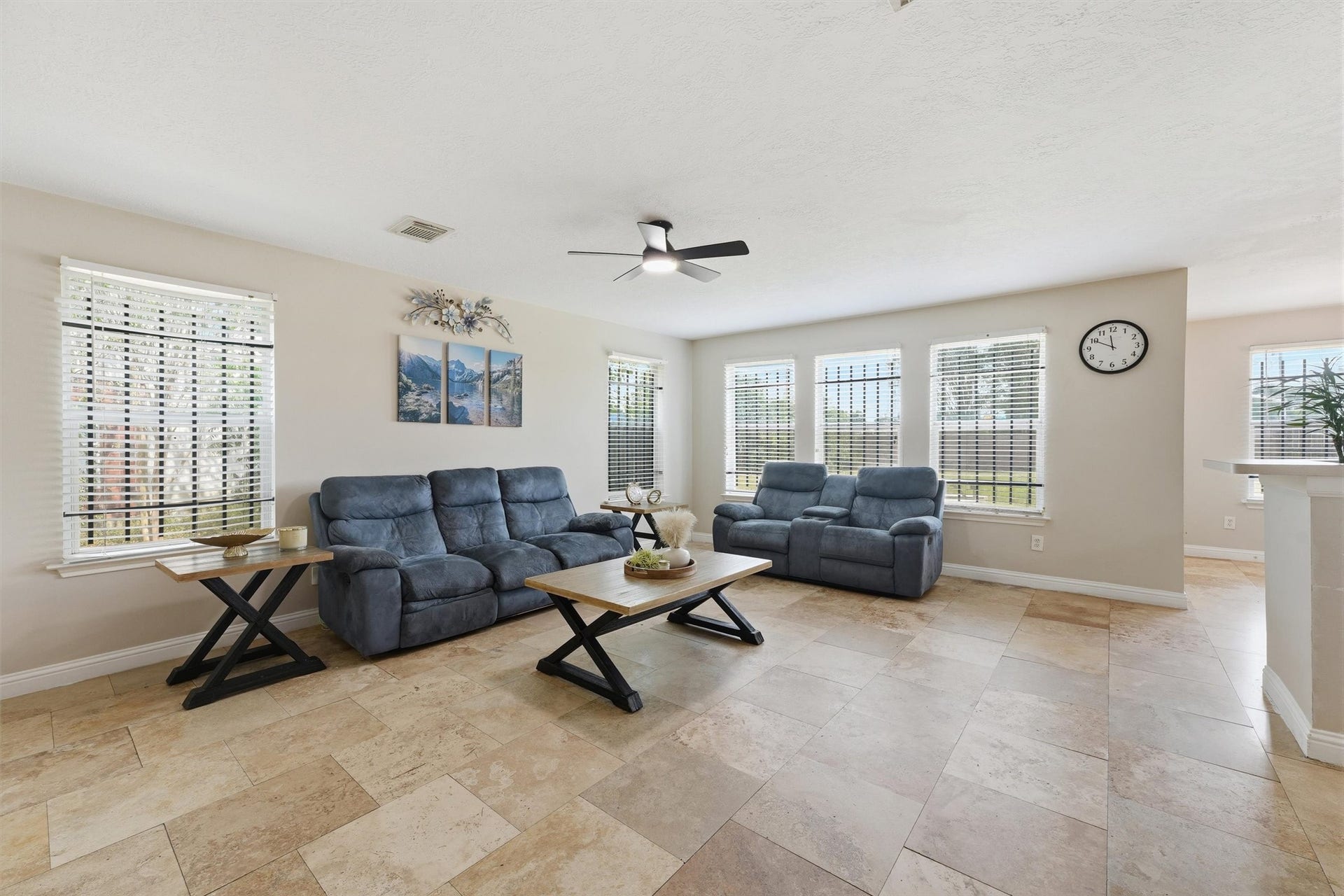 3602 Twisted Brook Drive, Houston, TX 77053 3602 Twisted Brook Drive, Houston, TX 77053