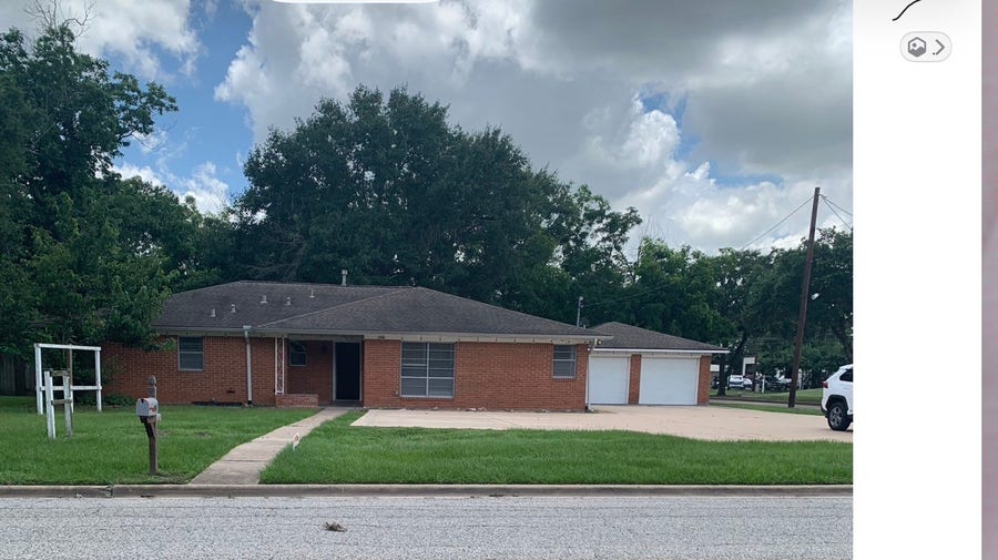Property photo for 1933 East Avenue, Katy, TX