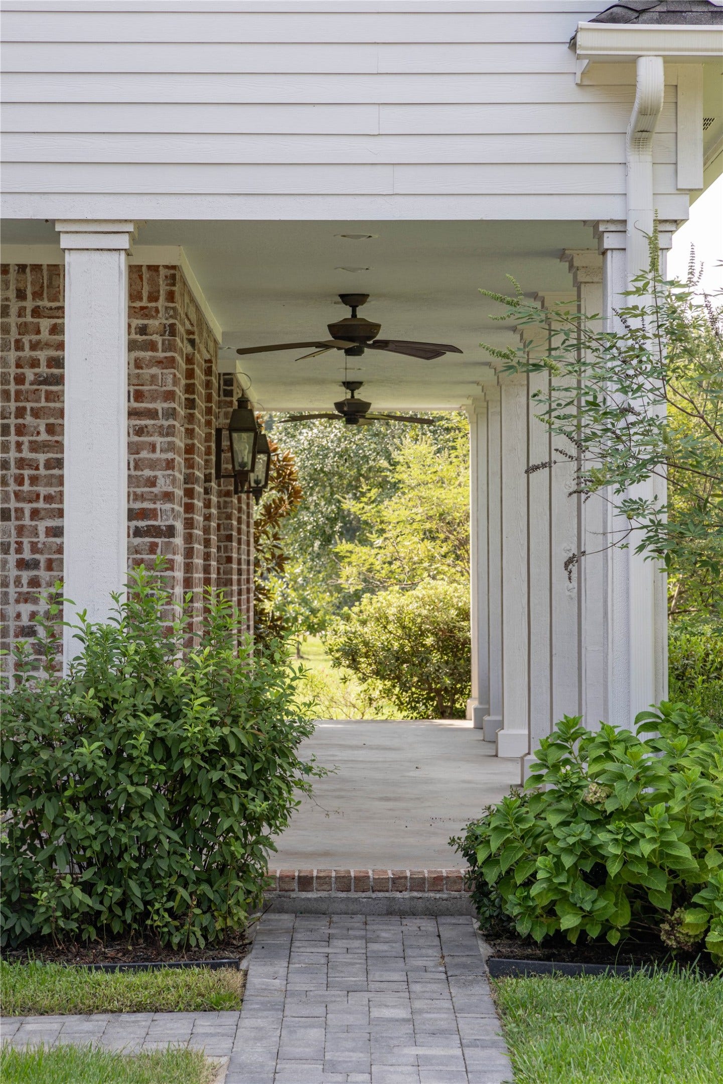 21110 Frey Lane, Tomball, TX 77377 21110 Frey Lane, Tomball, TX 77377
