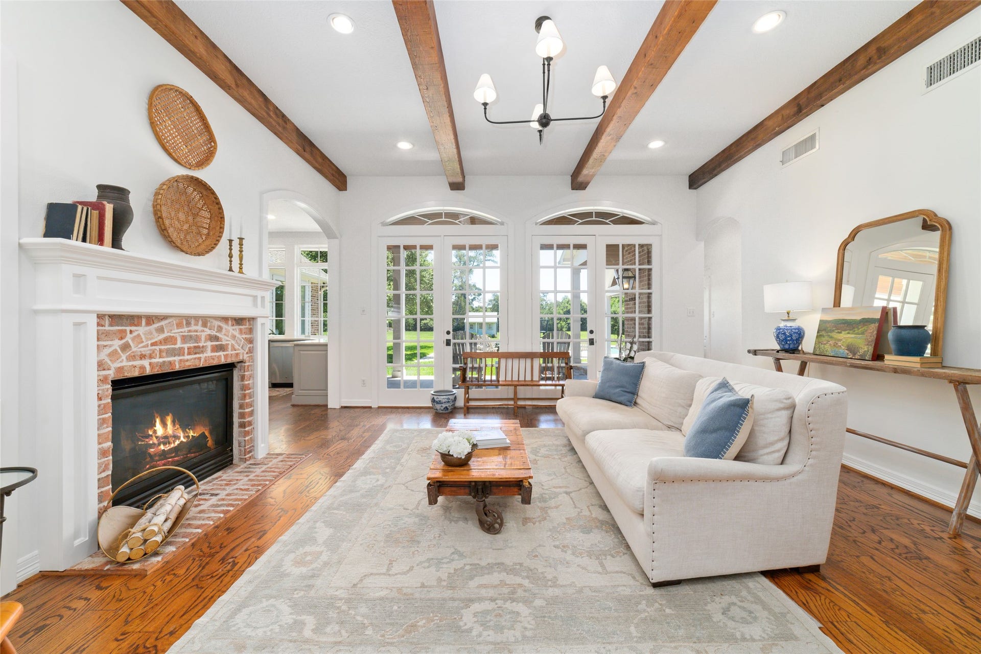 21110 Frey Lane, Tomball, TX 77377 21110 Frey Lane, Tomball, TX 77377